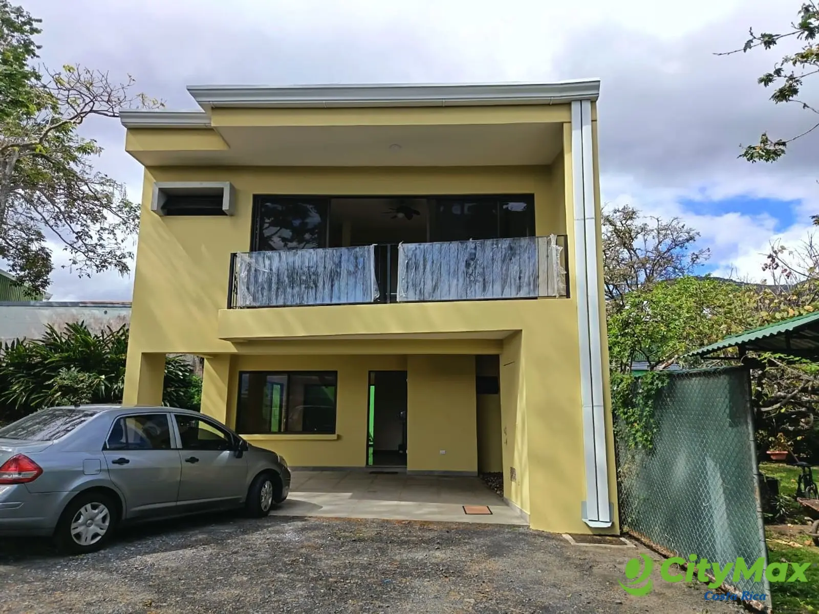 Alquiler de amplia y centrica casa en Escazú, San José - foto 1