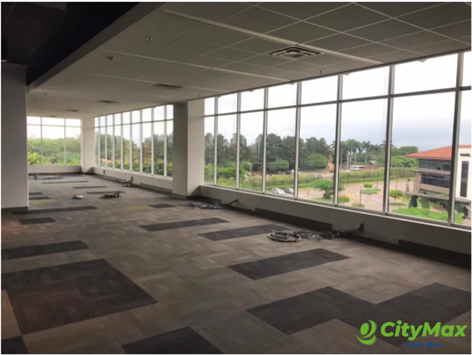 Amplia Oficina En Alquiler de 1650m² en Belén SJO - foto 1