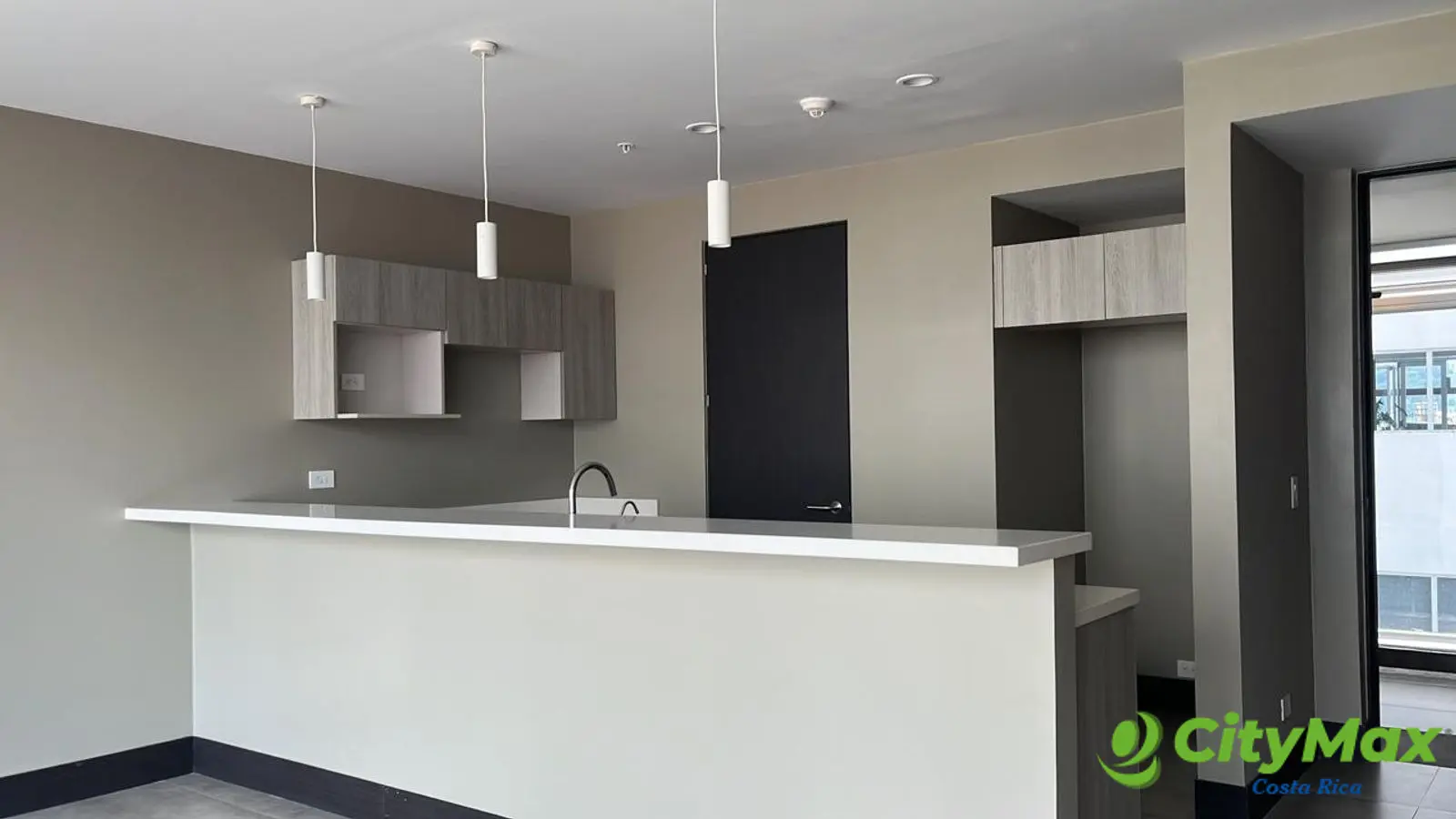 En Venta apartamento en Rorhmoser San Jose CR - foto 1