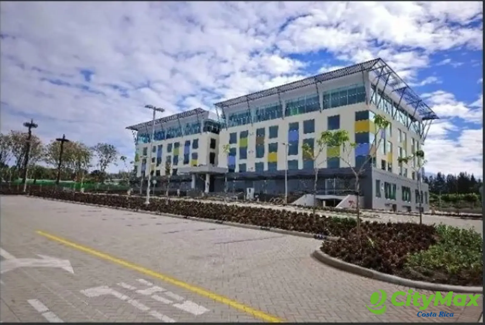 Oficinas en Alquiler Terra Campus - foto 1