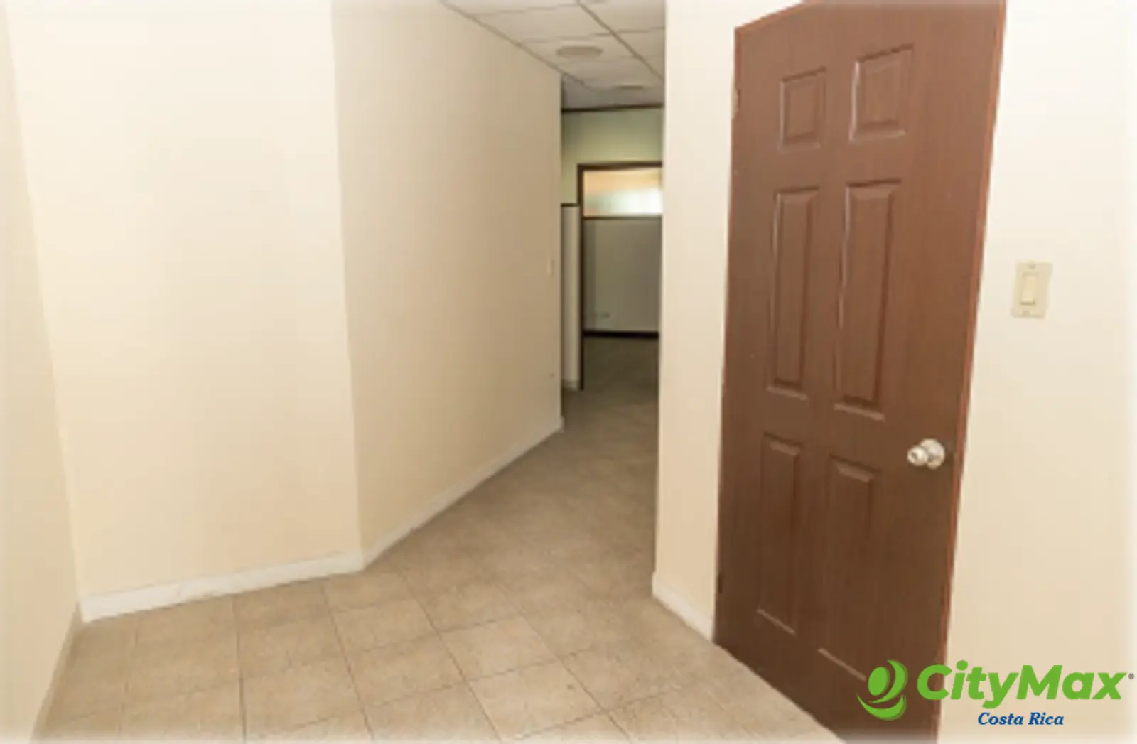 Local Comercial en Alquiler en San José Escazú  - foto 1