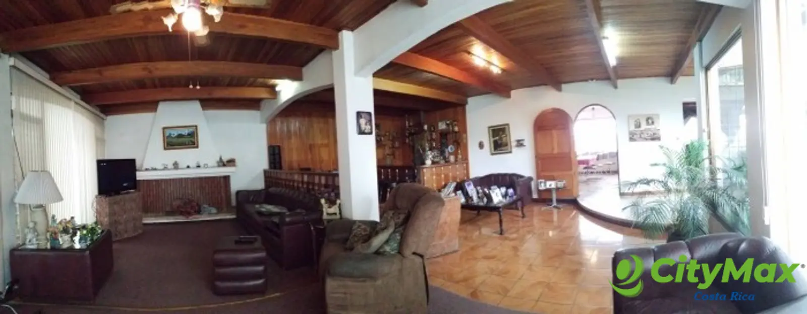 Se vende amplia casa en Rohrmoser San José Costa Rica  - foto 1