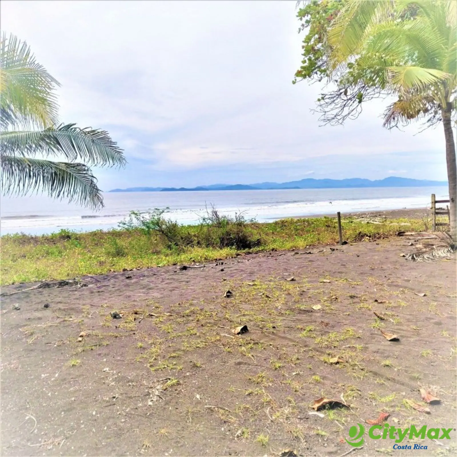 Lote Exclusivo en venta en Playa Tivives, Puntarenas - foto 1