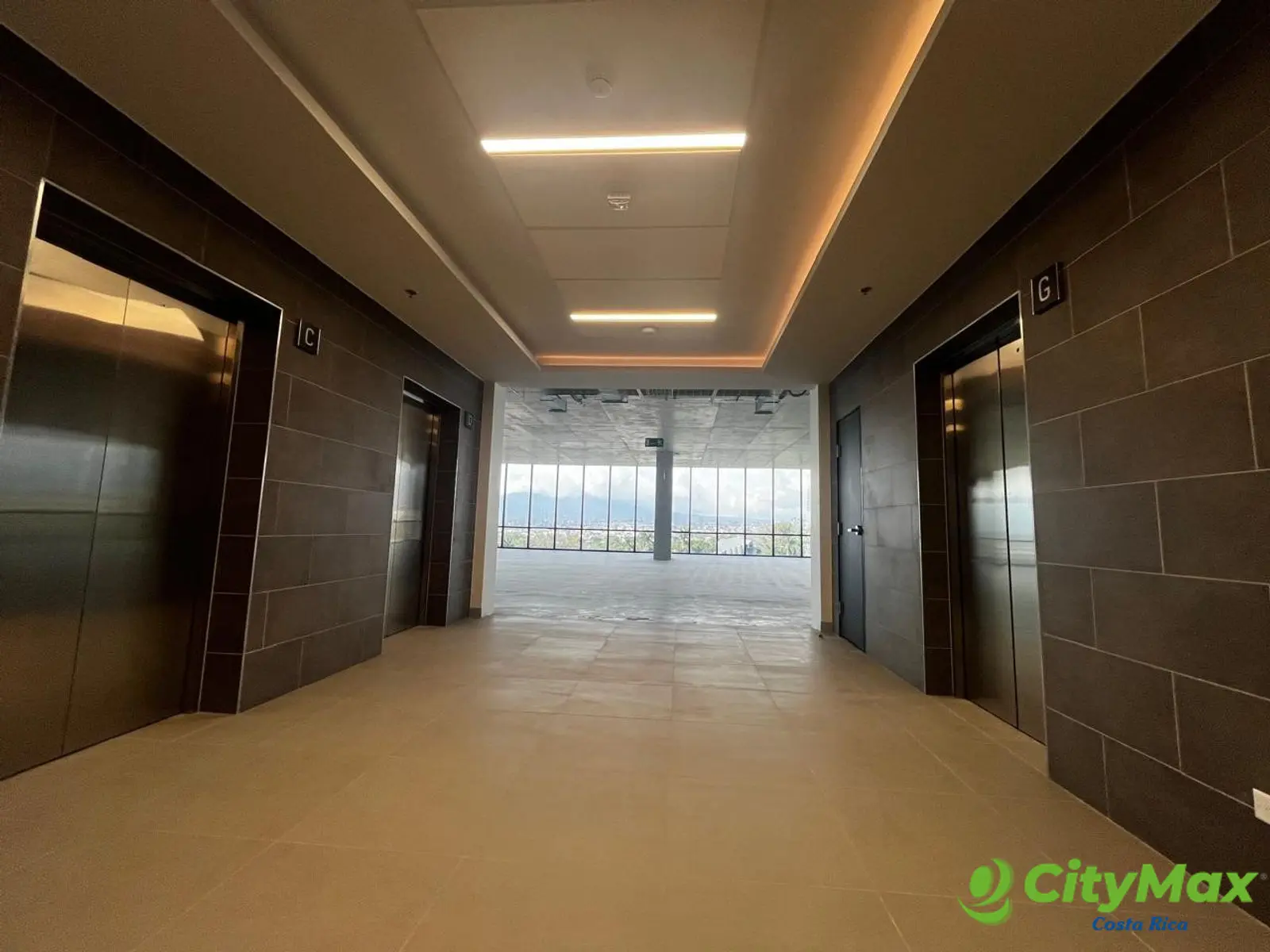 Hermosa Oficina de 445m2 en Alquiler en San Pedro - foto 1