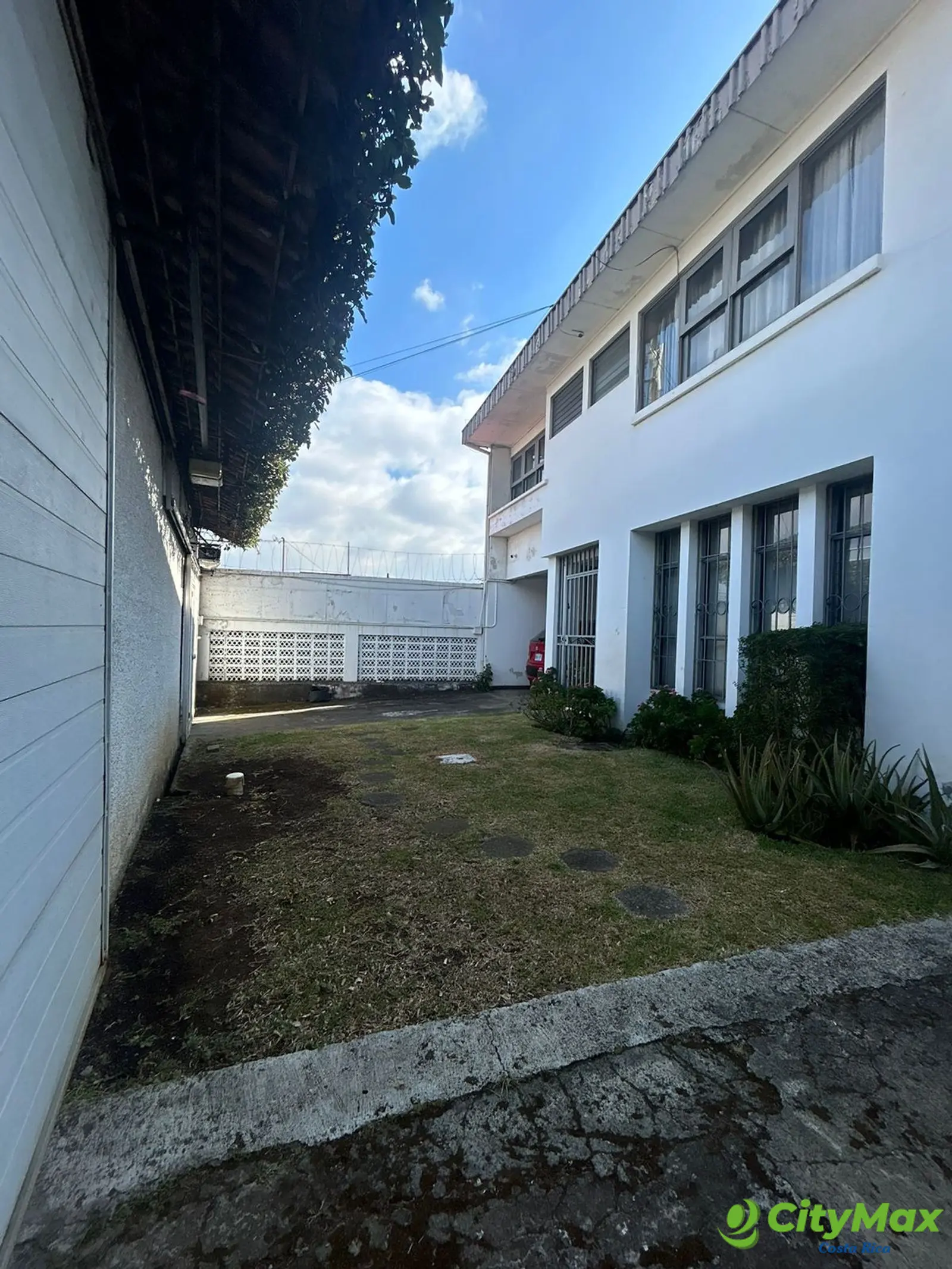 En venta y en Alquiler  hermosa casa en Heredia  - foto 1