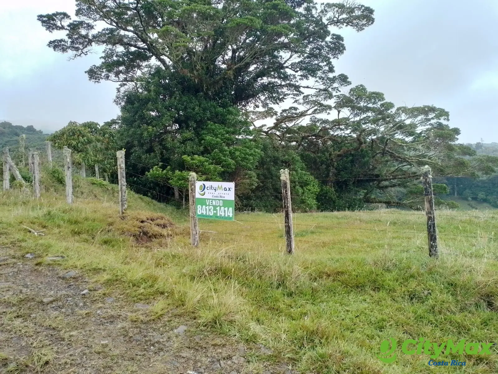 Se vende finca en Varablanca, Heredia - foto 1