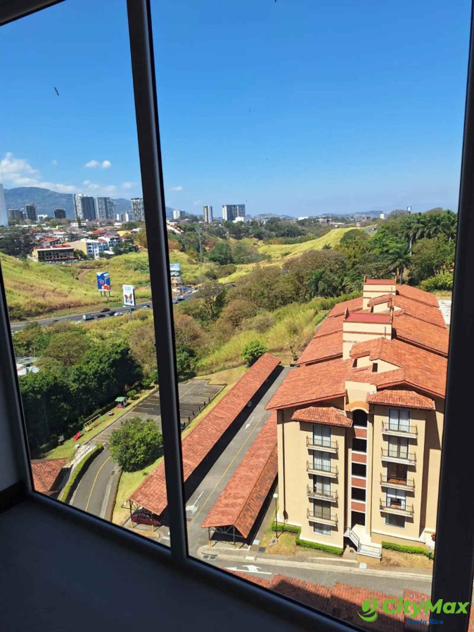 Apartamento en Renta en Condominio en la Uruca San José - foto 3