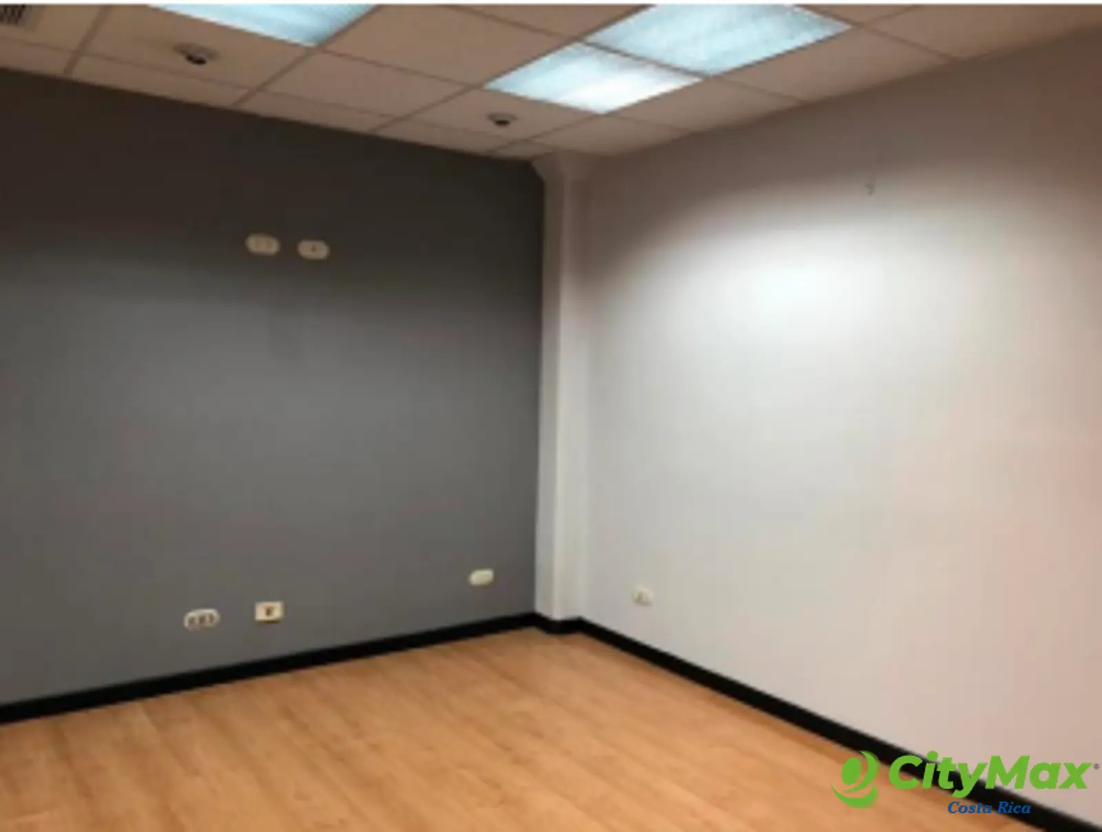 Oficina en alquiler de 96 m² en Oficentro en Escazú - foto 2