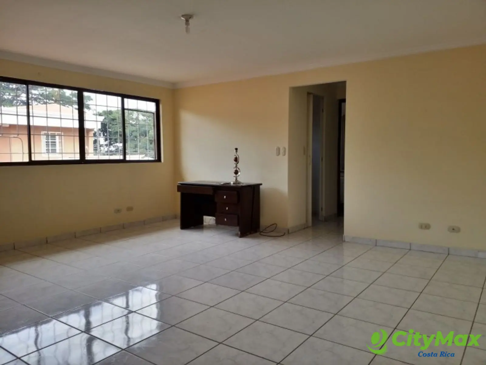 Hermosa Casa en Venta Urbanizacion La Trinidad Alajuela - foto 3