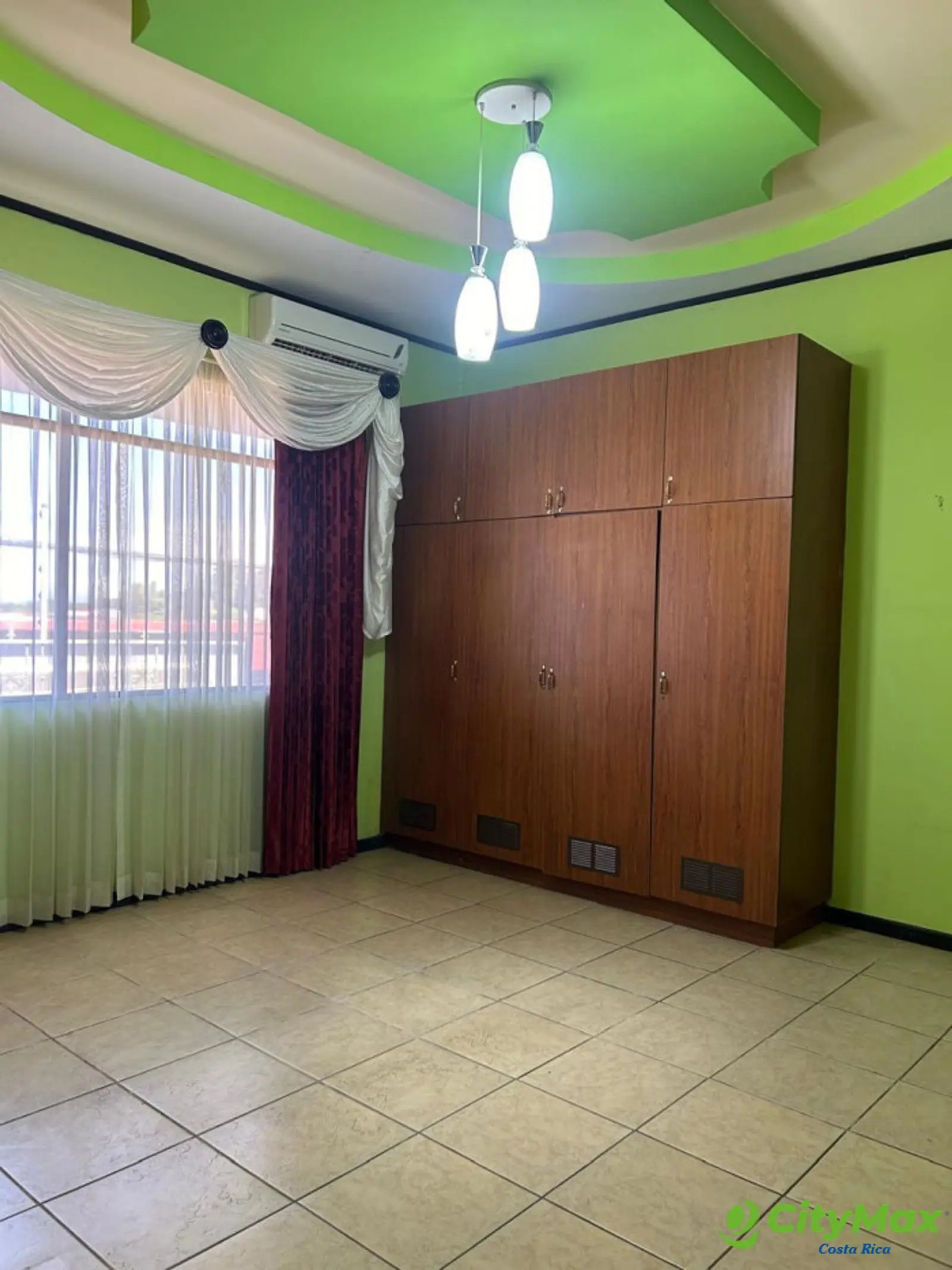 Venta de hermosa casa en Heredia Mercedes Norte  - foto 11