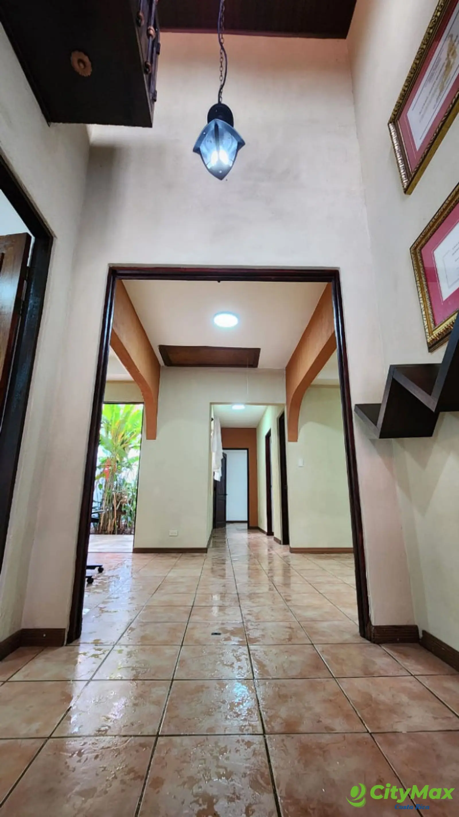 Espectacular Casa en Venta en Mercedes Norte de Heredia - foto 4