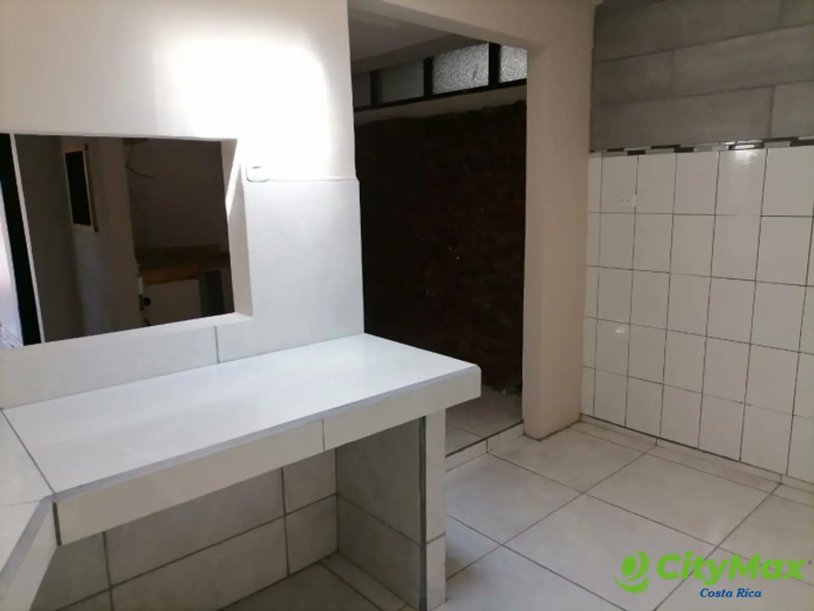 En venta local comercial y Apartamento en Heredia CR - foto 7