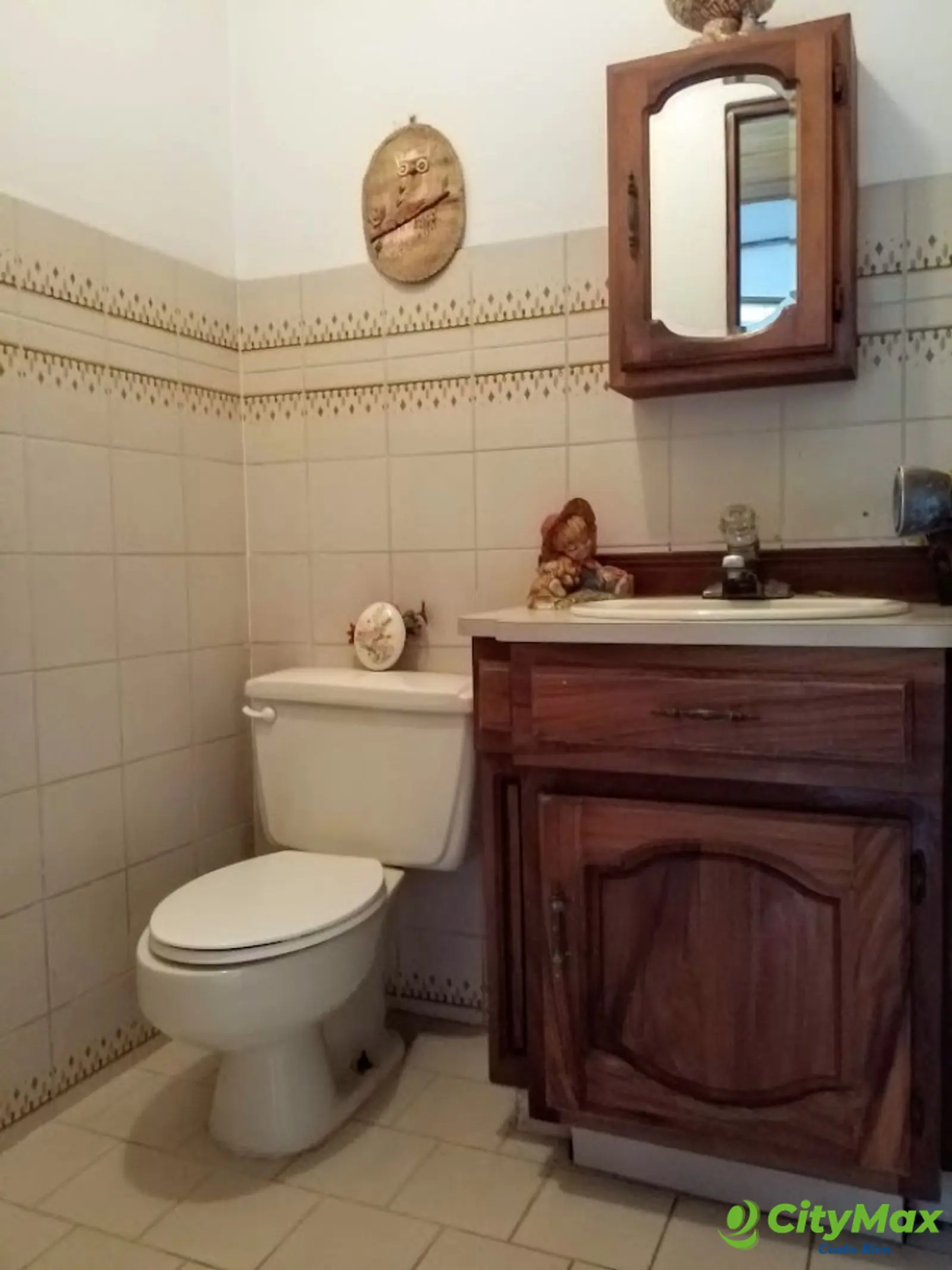 Se vende amplia casa en Rohrmoser San José Costa Rica  - foto 7