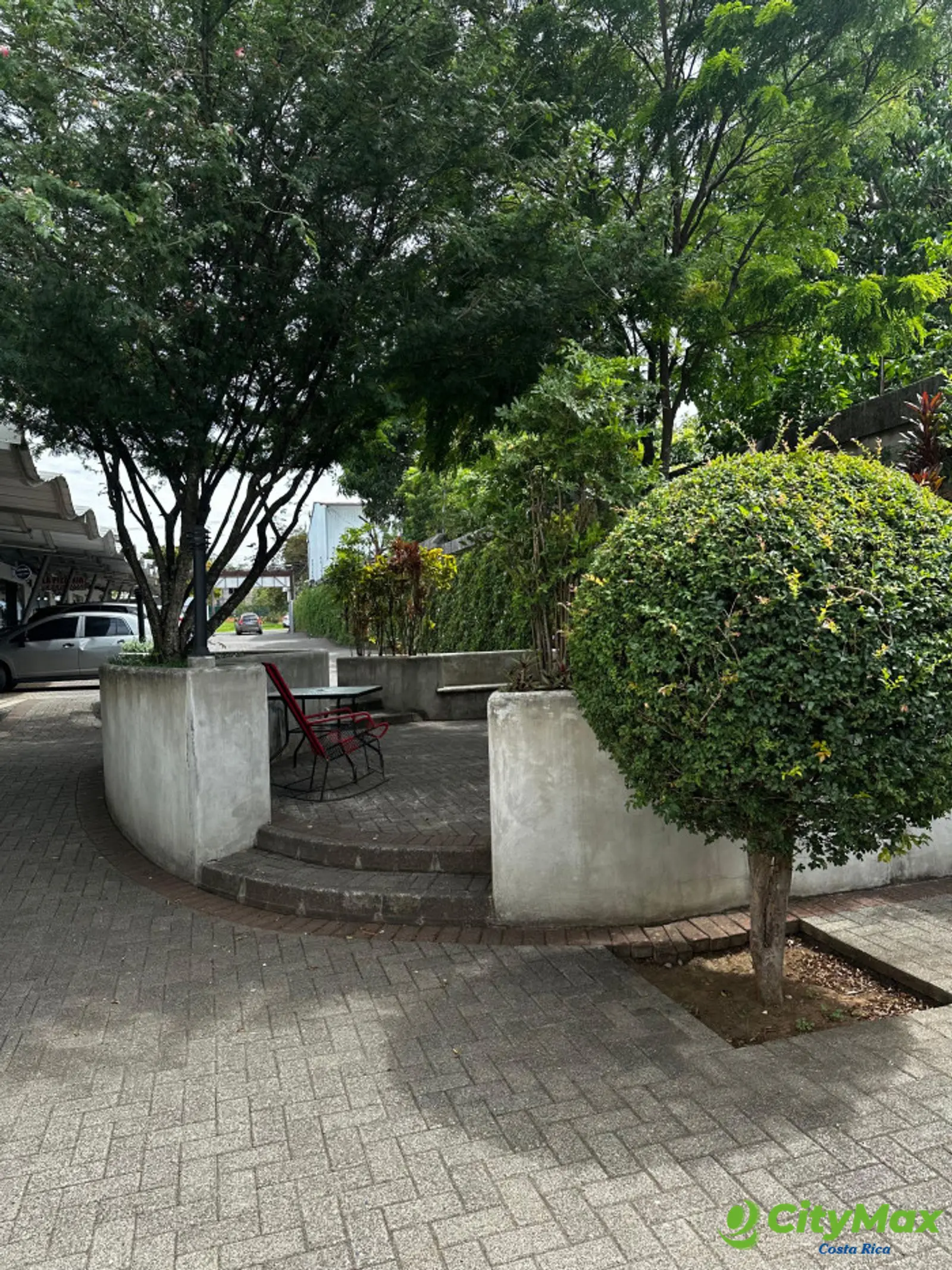 Plaza comercial en venta en la Guácima de Alajuela - foto 7