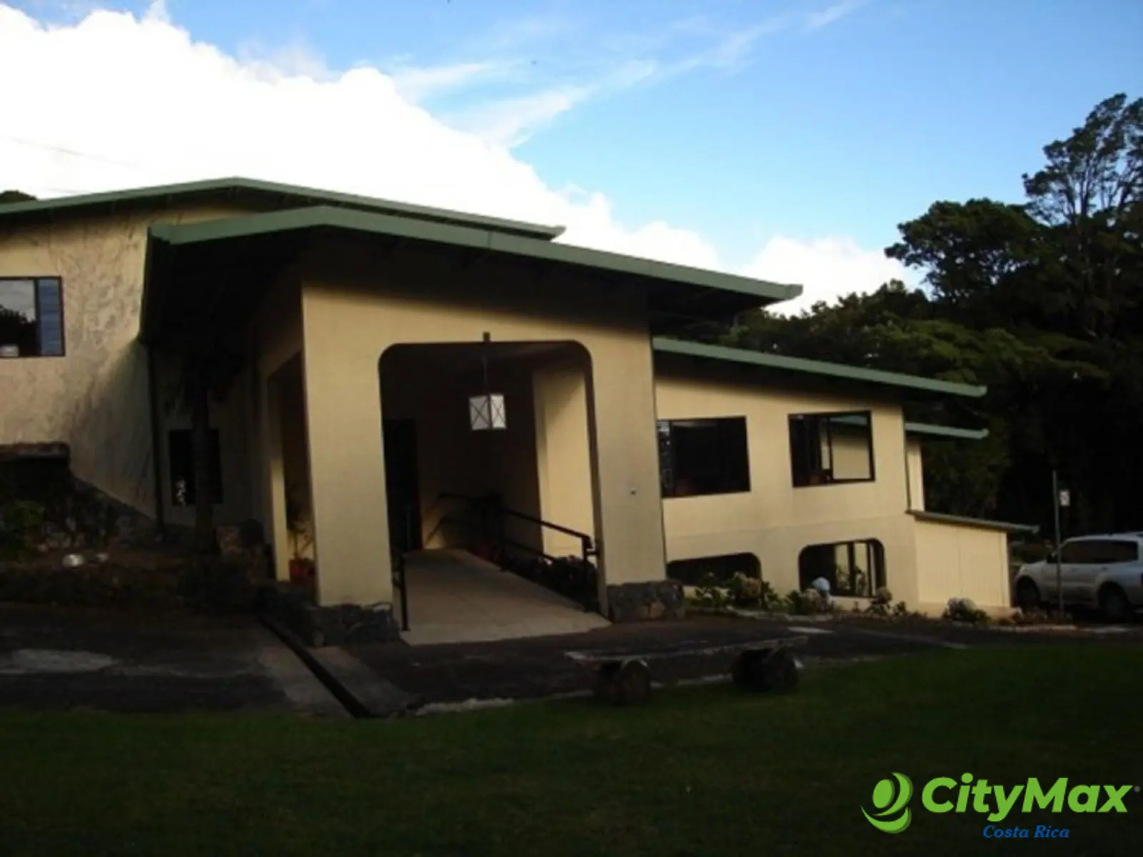 Se vende hermosa Finca en Angeles, San Rafael, Heredia - foto 4