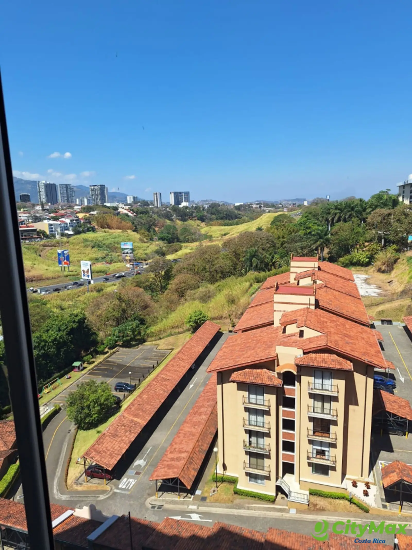 Apartamento en Renta en Condominio en la Uruca San José - foto 4