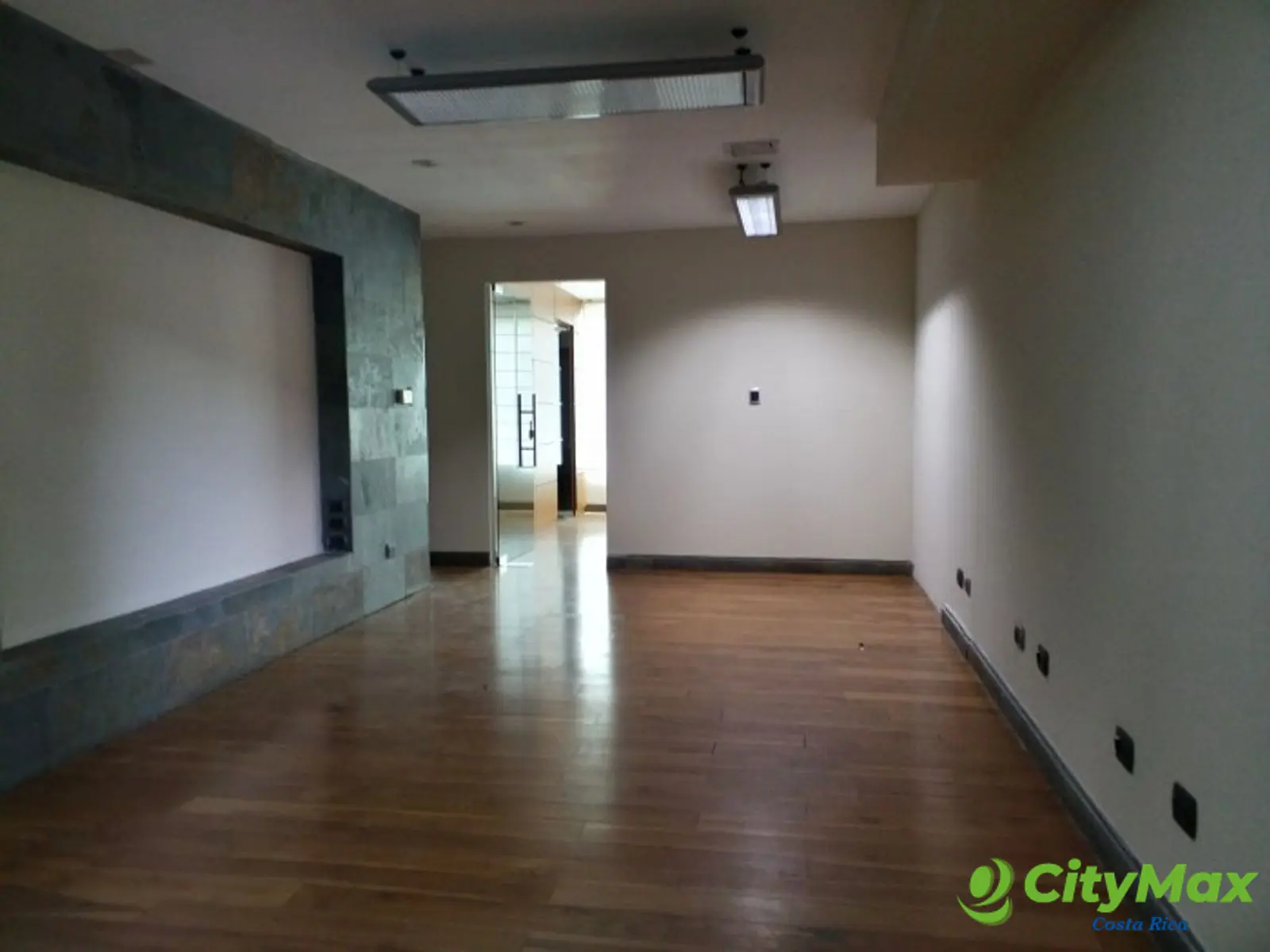 Local comercial en Alquiler Lindora Santa Ana San Jose  - foto 2