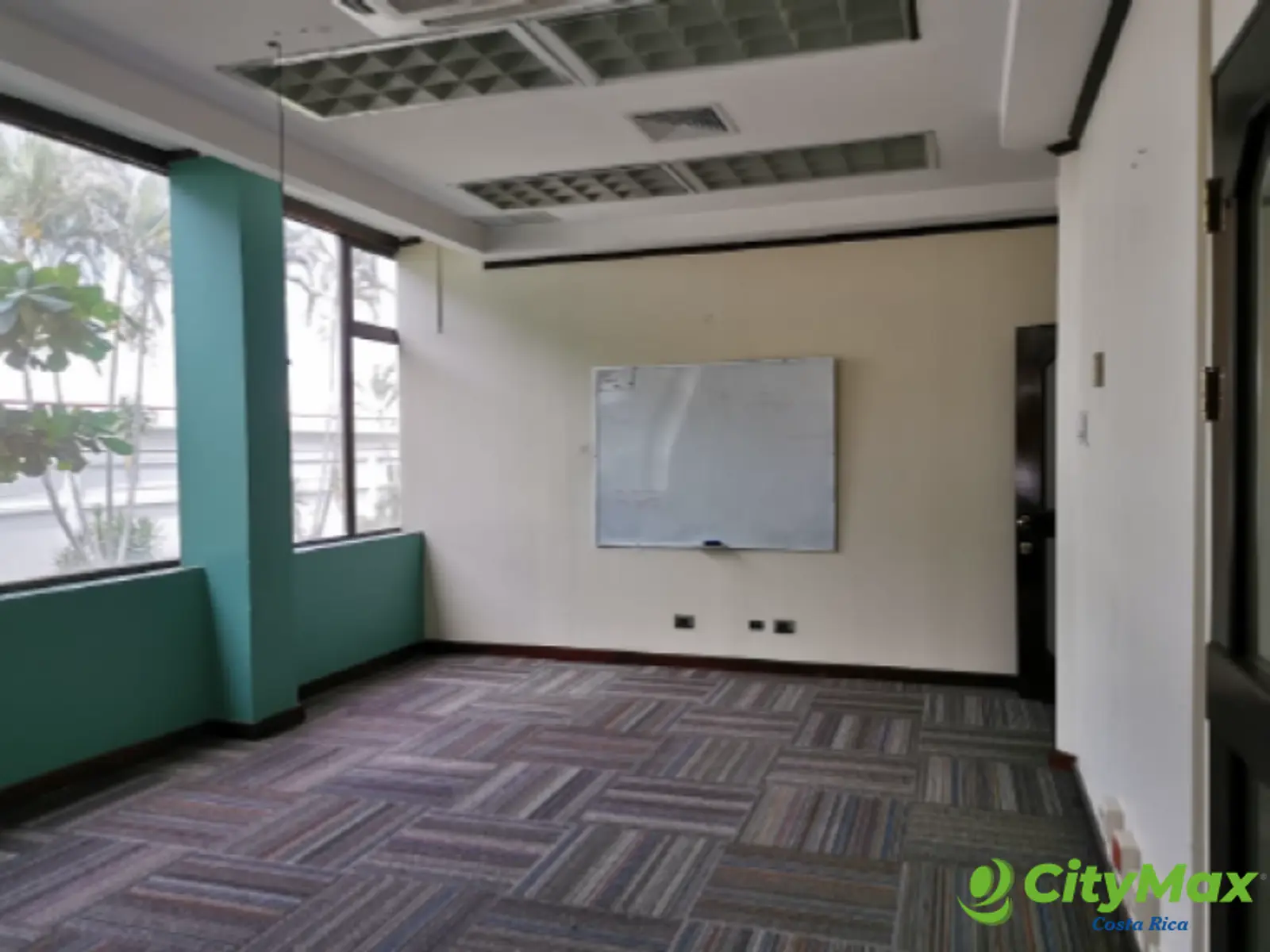 Oficinas en Alquiler con 1,056 m² en Barreal Heredia - foto 18
