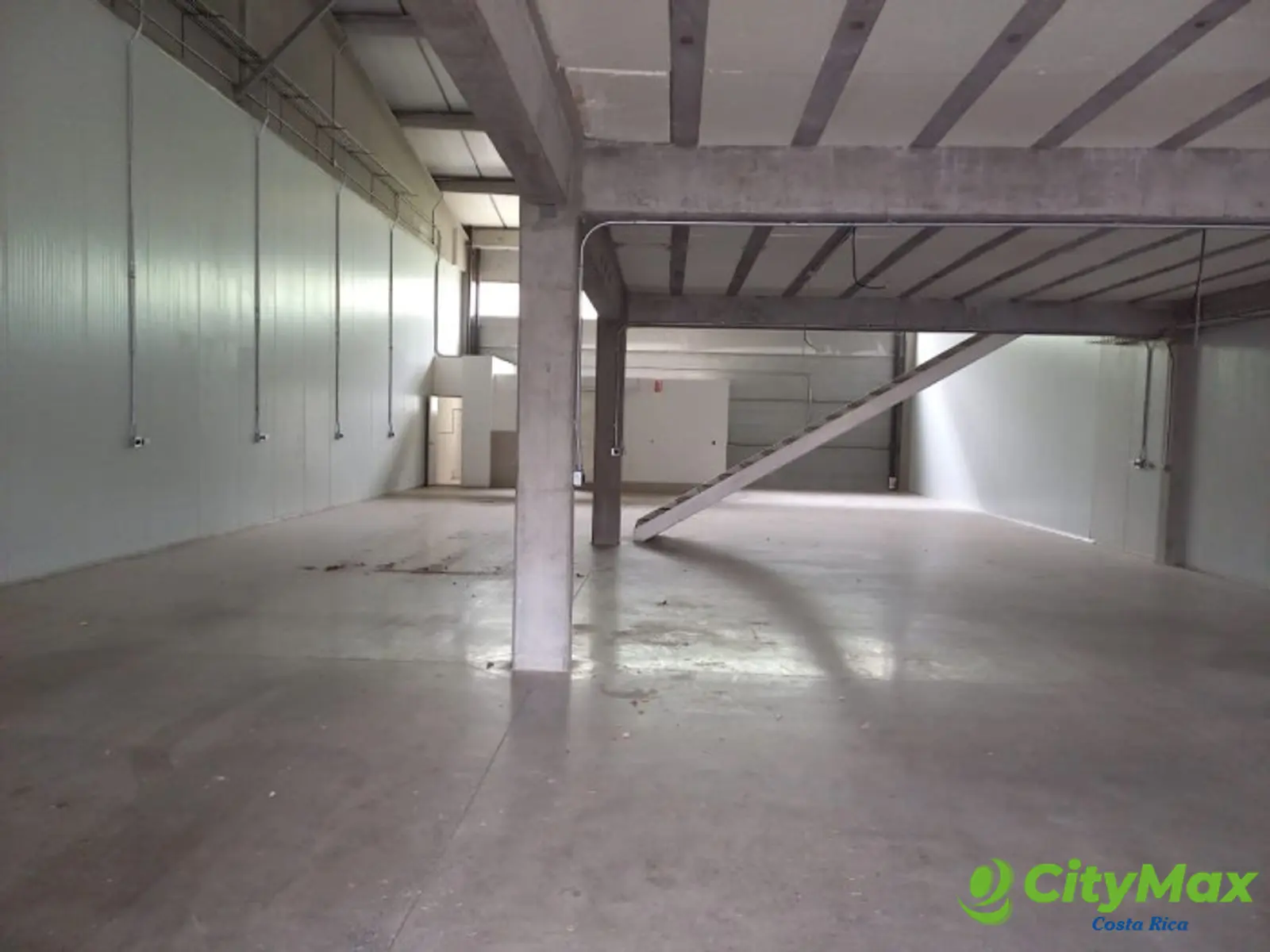 Bodega en alquiler en San Rafael Alajuela de 412m2 - foto 7