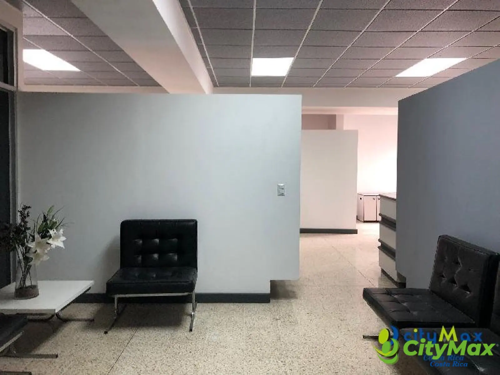 Alquiler de Oficina cercana Centro Comercial El Pueblo - foto 8
