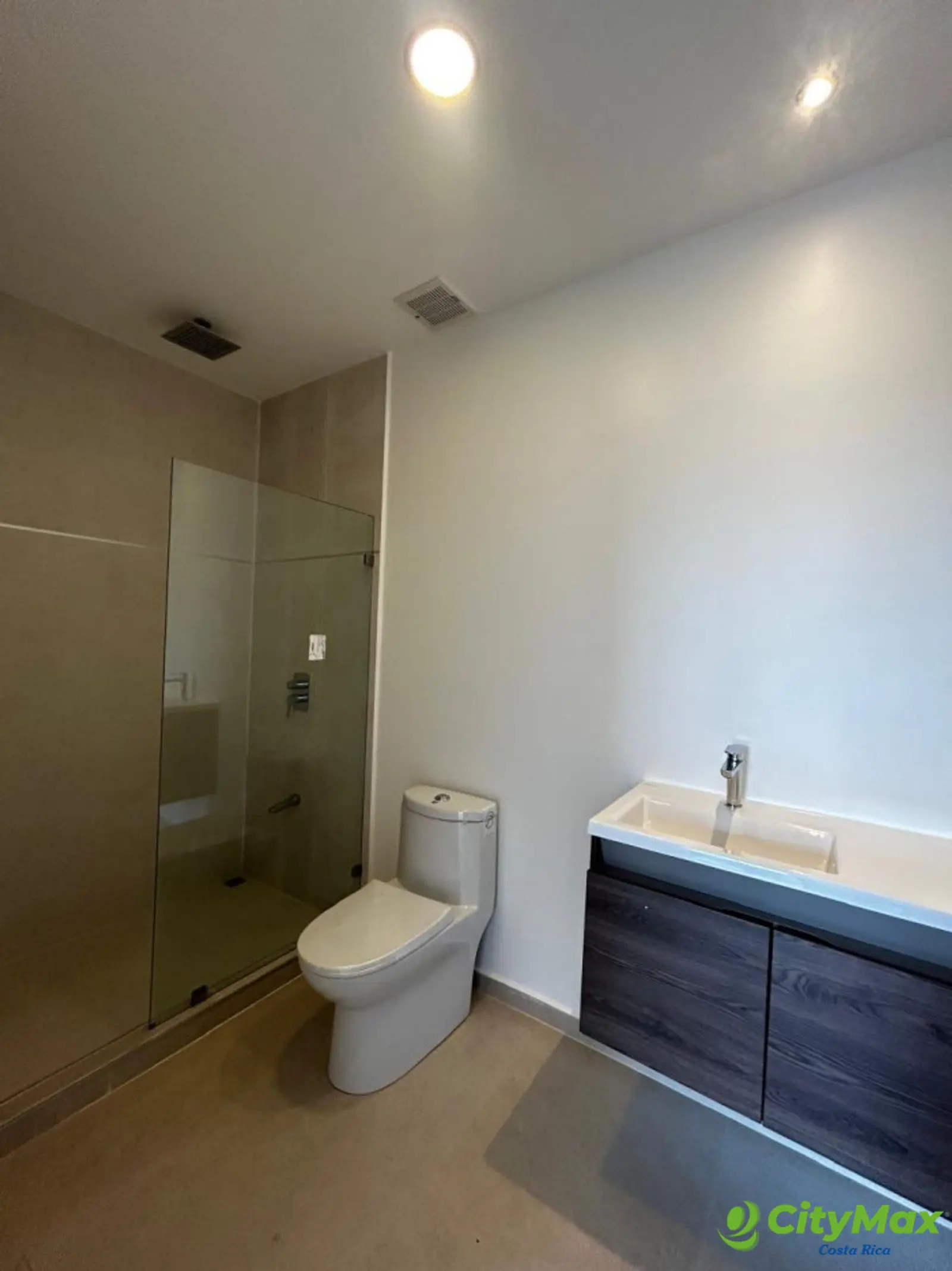 Venta apartamento en Playa Hermosa Jaco Costa Rica - foto 4