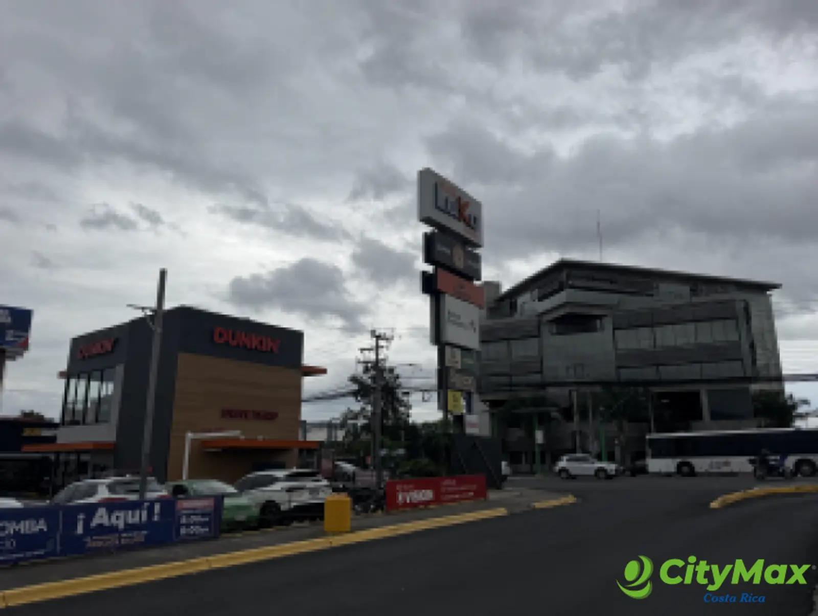 Local comercial en Renta en Plaza Luko, Zapote San José - foto 2