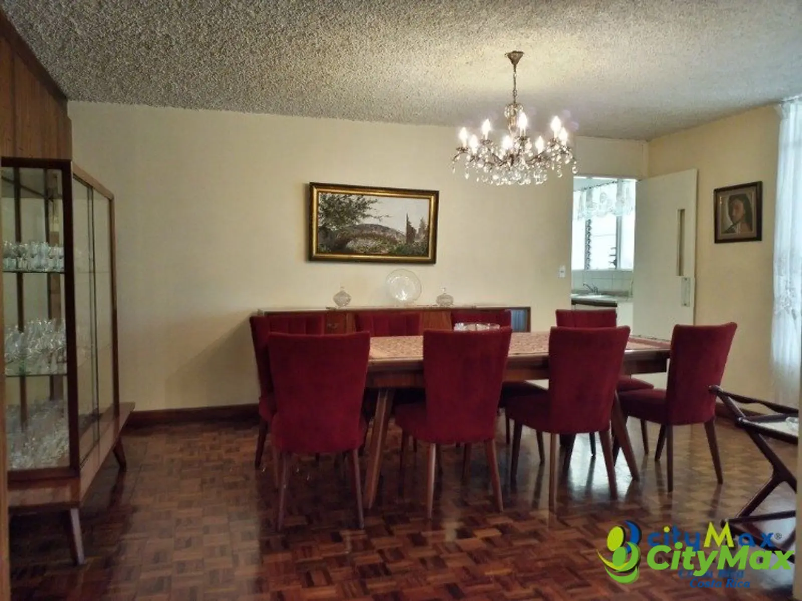 Casa en Venta en Paseo Colón - foto 8