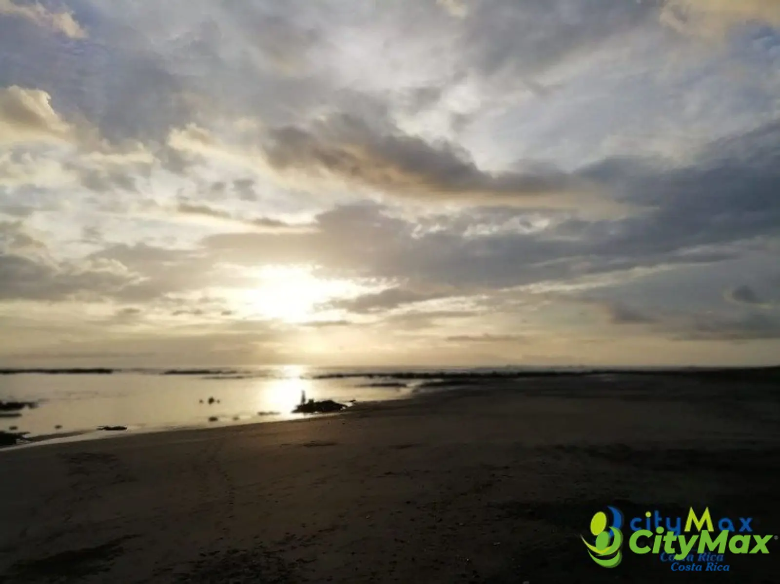 Venta Terreno en Playa Lagarto Guanacaste vista al mar - foto 3