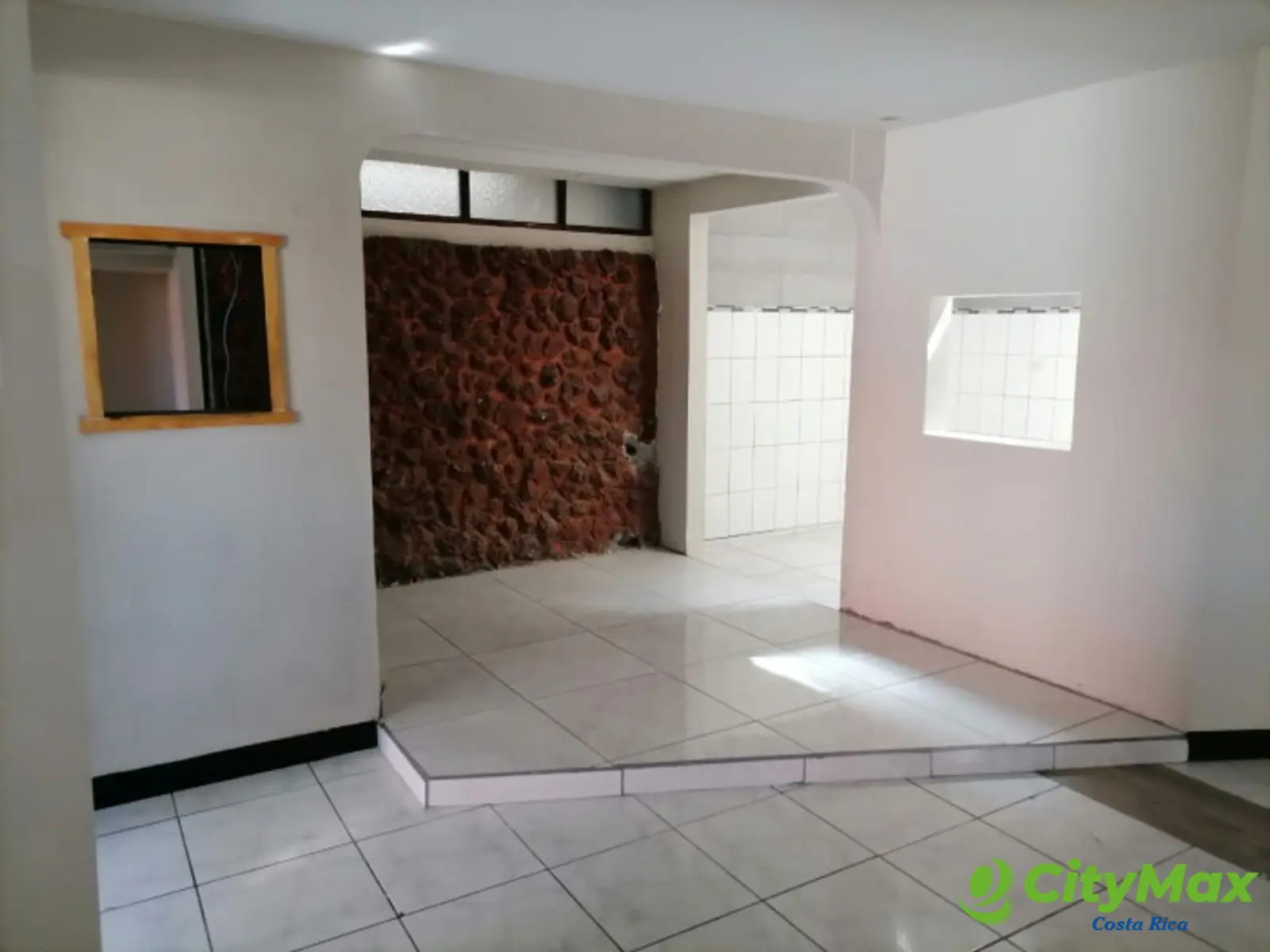 En venta local comercial y Apartamento en Heredia CR - foto 12