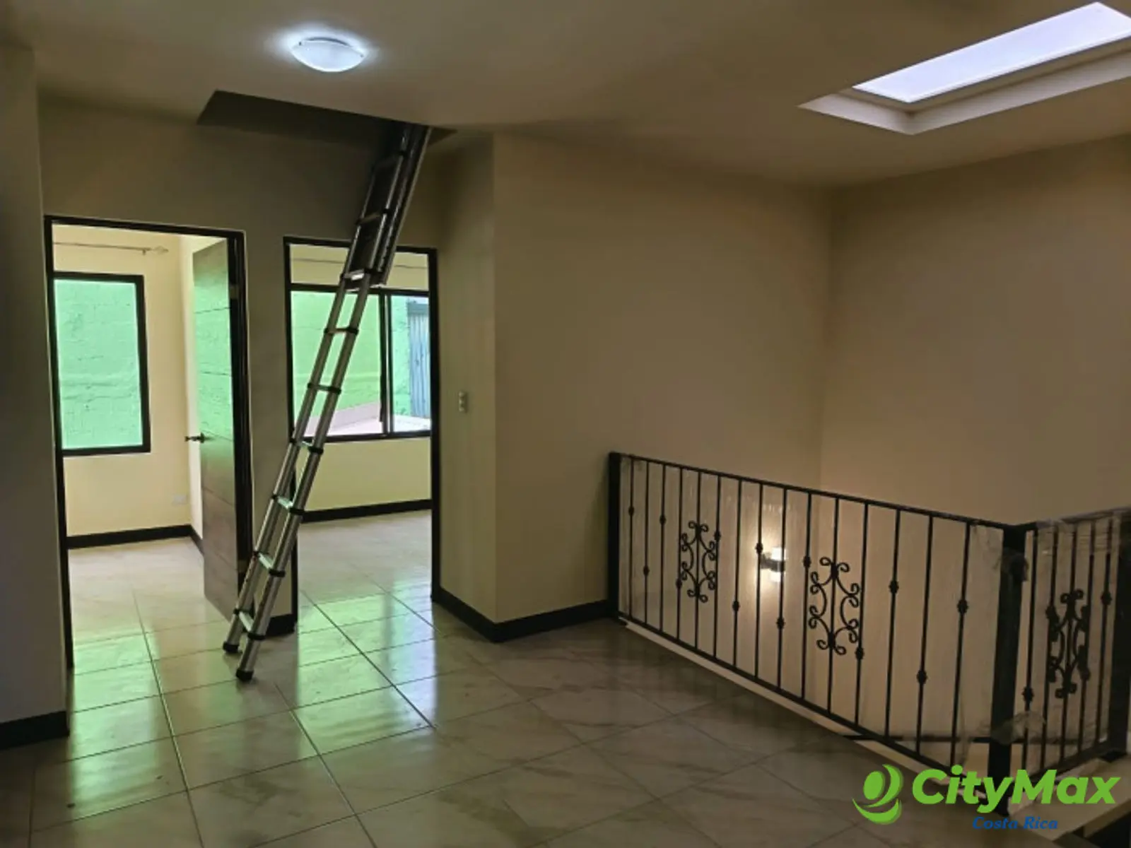 Alquiler de amplia y centrica casa en Escazú, San José - foto 15