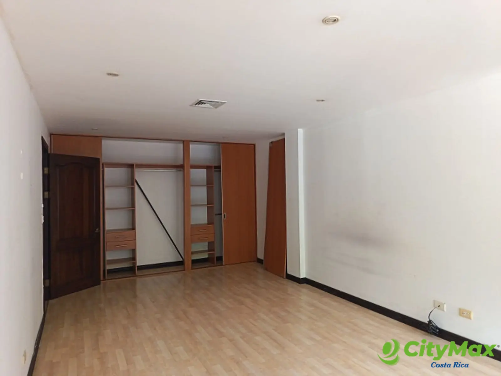 Hermosa Casa en Venta en San Rafael de Escazú San José. - foto 3