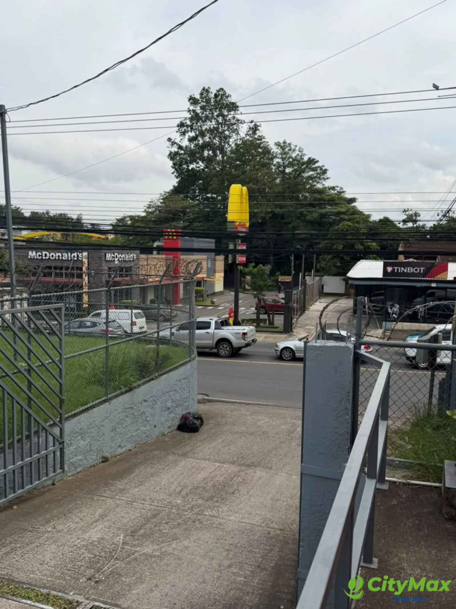 Bodega de 136m2 en renta en Radial de Belén en Heredia - foto 2