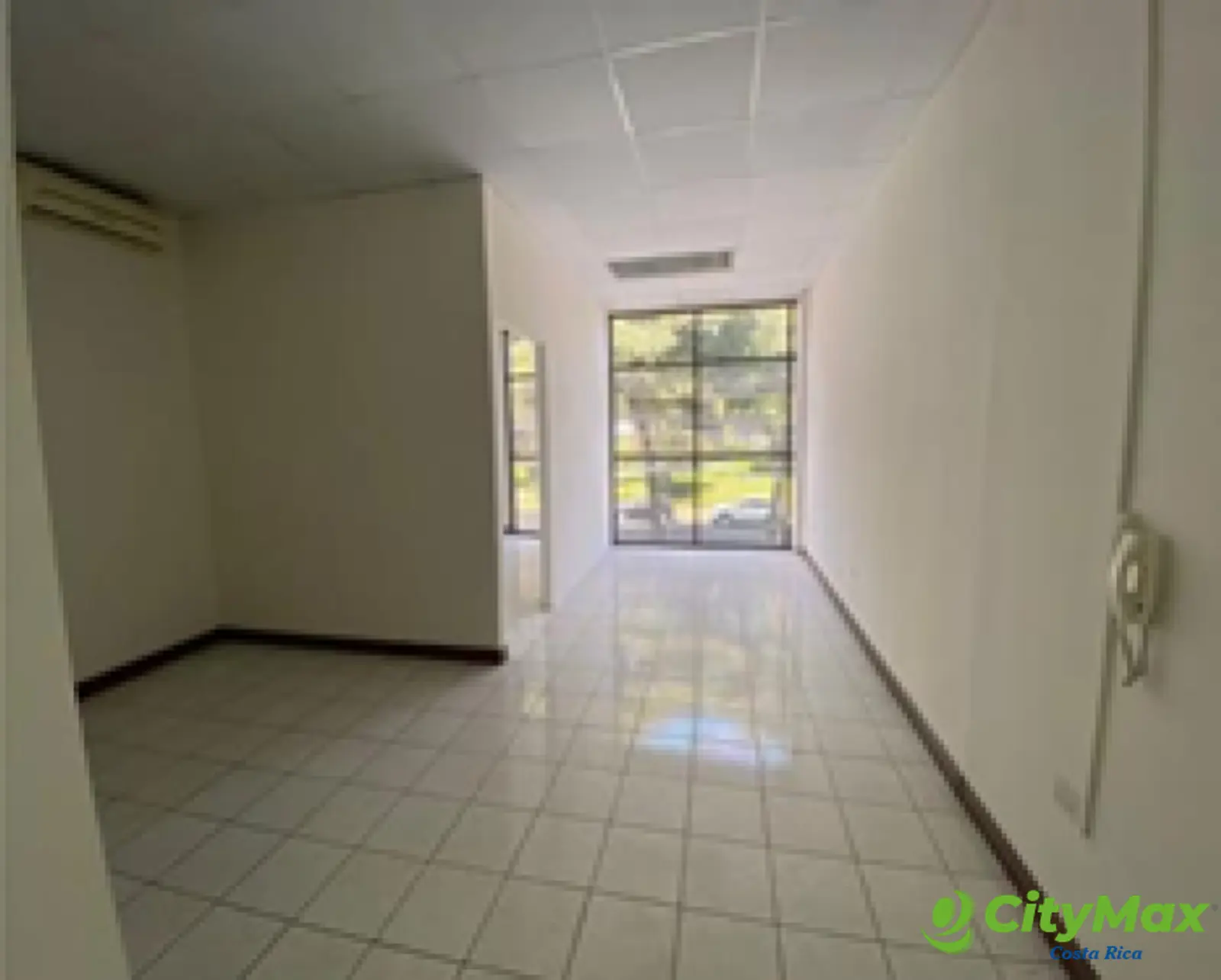 Local Comercial en Renta de 48m2, San José La Sabana - foto 2