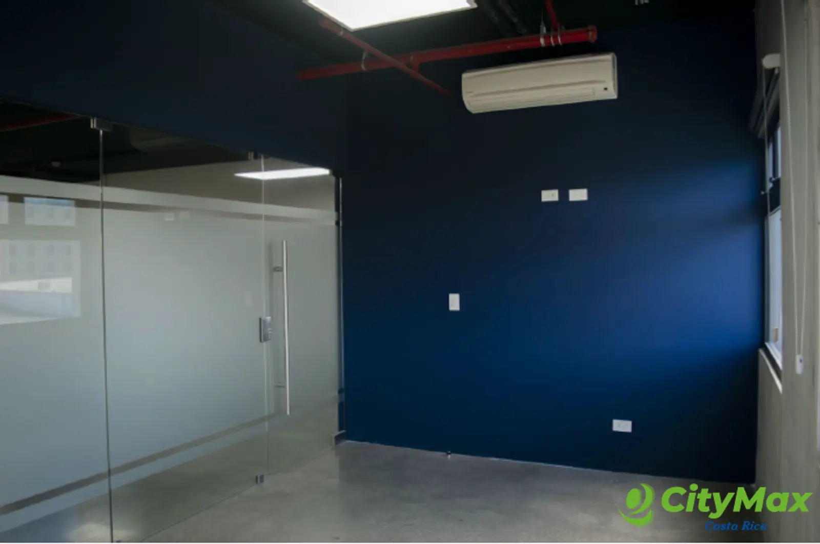 Oficina Comercial en Renta o Venta en Pinares San Jose - foto 5