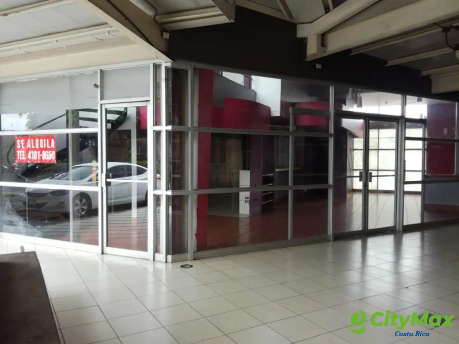 Local comercial en Heredia en Renta - foto 3