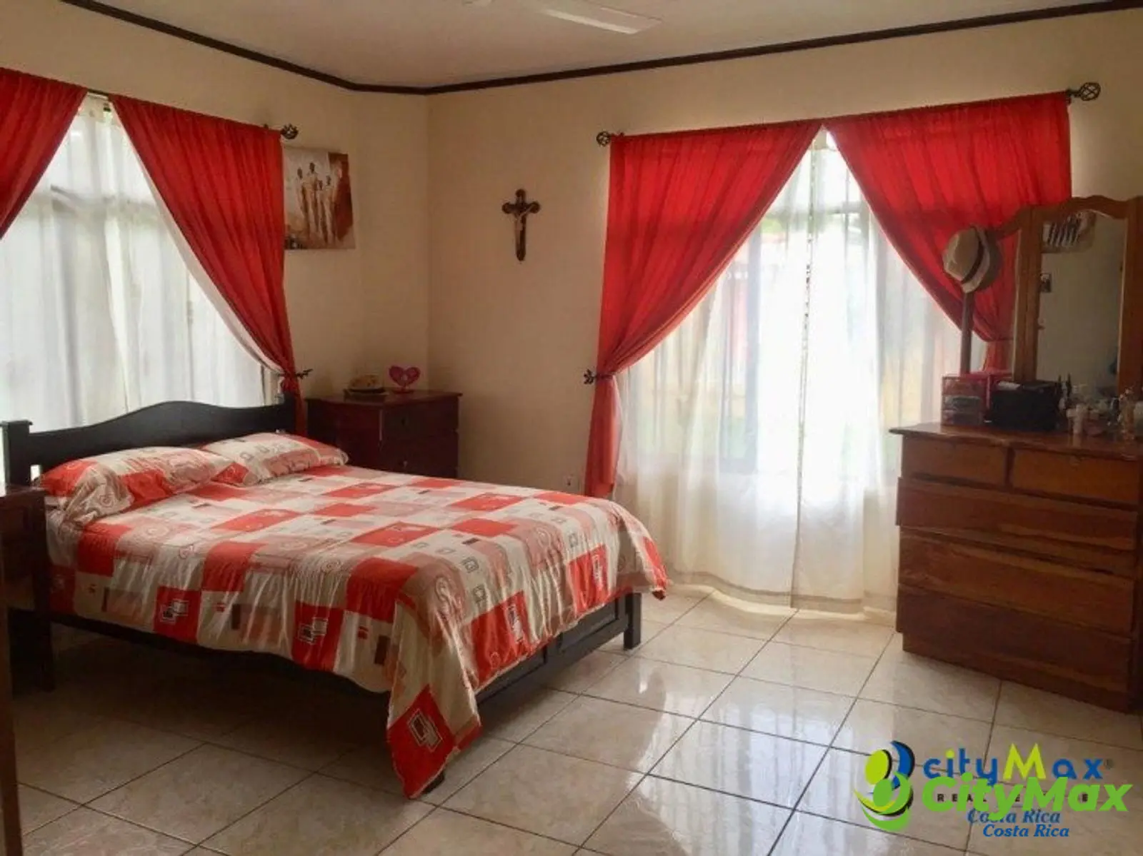 Se Vende casa de 760m2 de terreno ubicada en Esparza. - foto 6