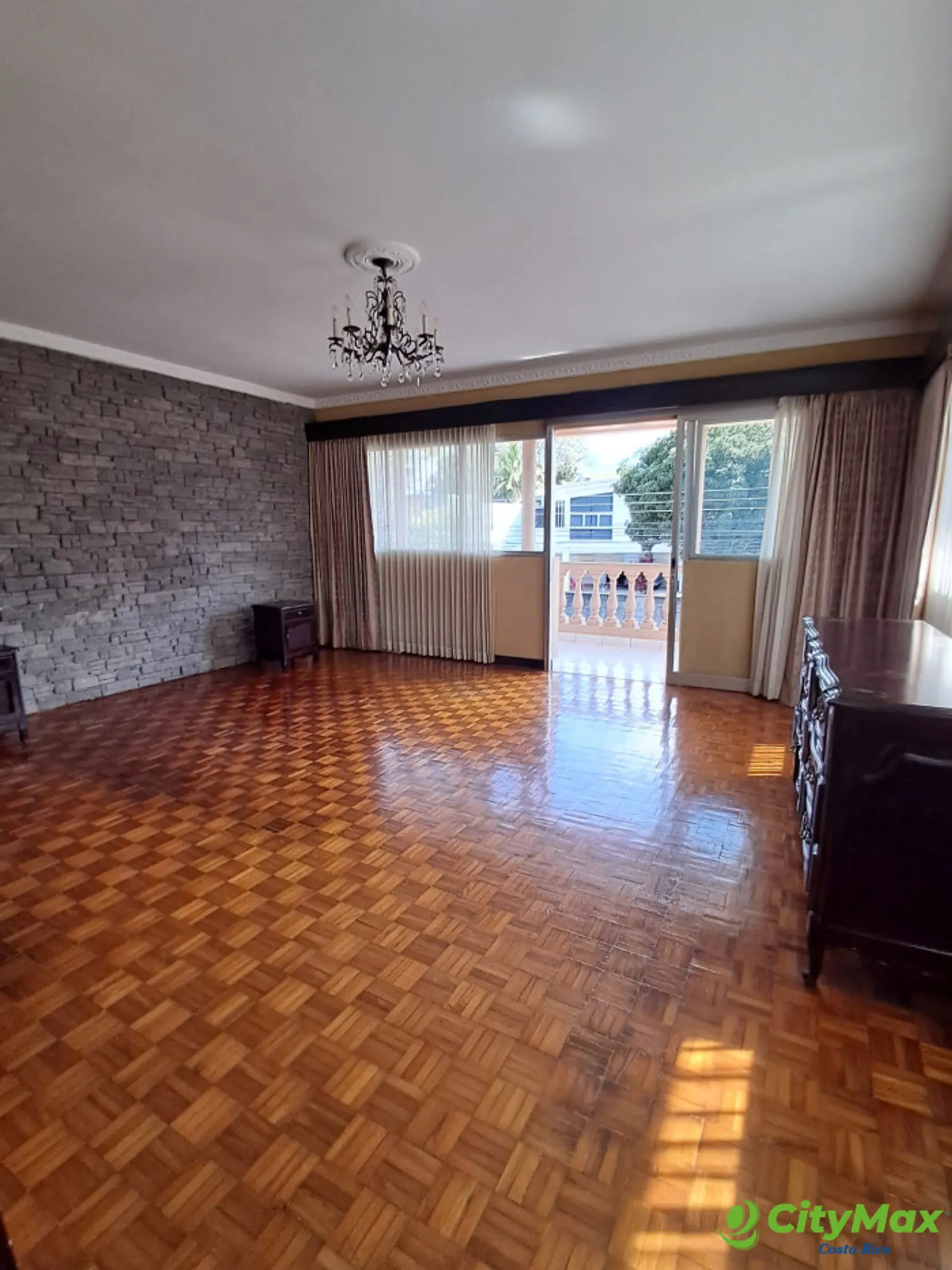Hermosa casa quinta en venta en ciudad colón - foto 4