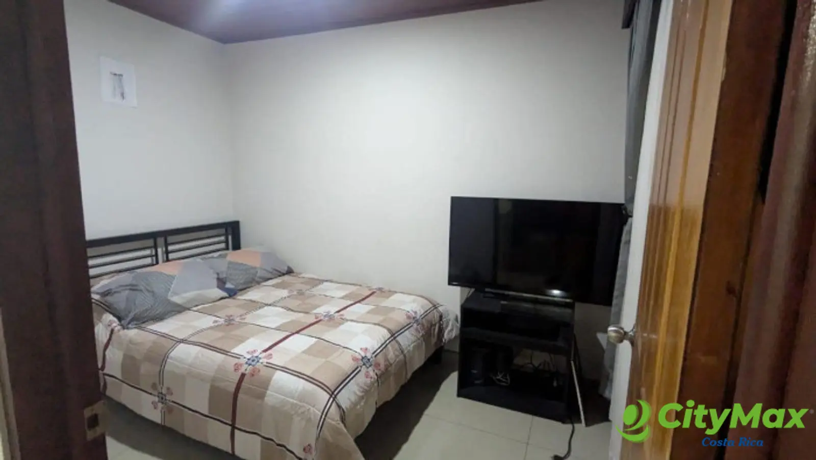 Hermosa Casa en Venta en Ciudad Colón, Mora San José. - foto 10