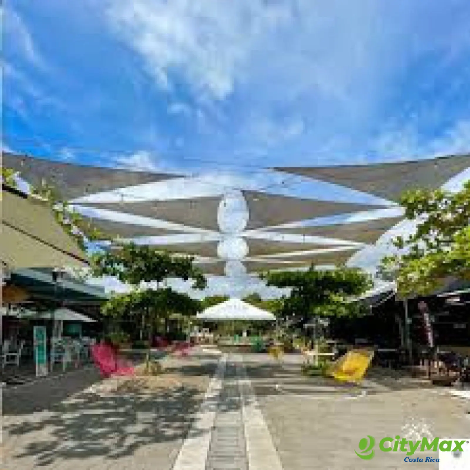Renta de Local Comercial de 71m2 en Plaza Com. en Jacó - foto 5