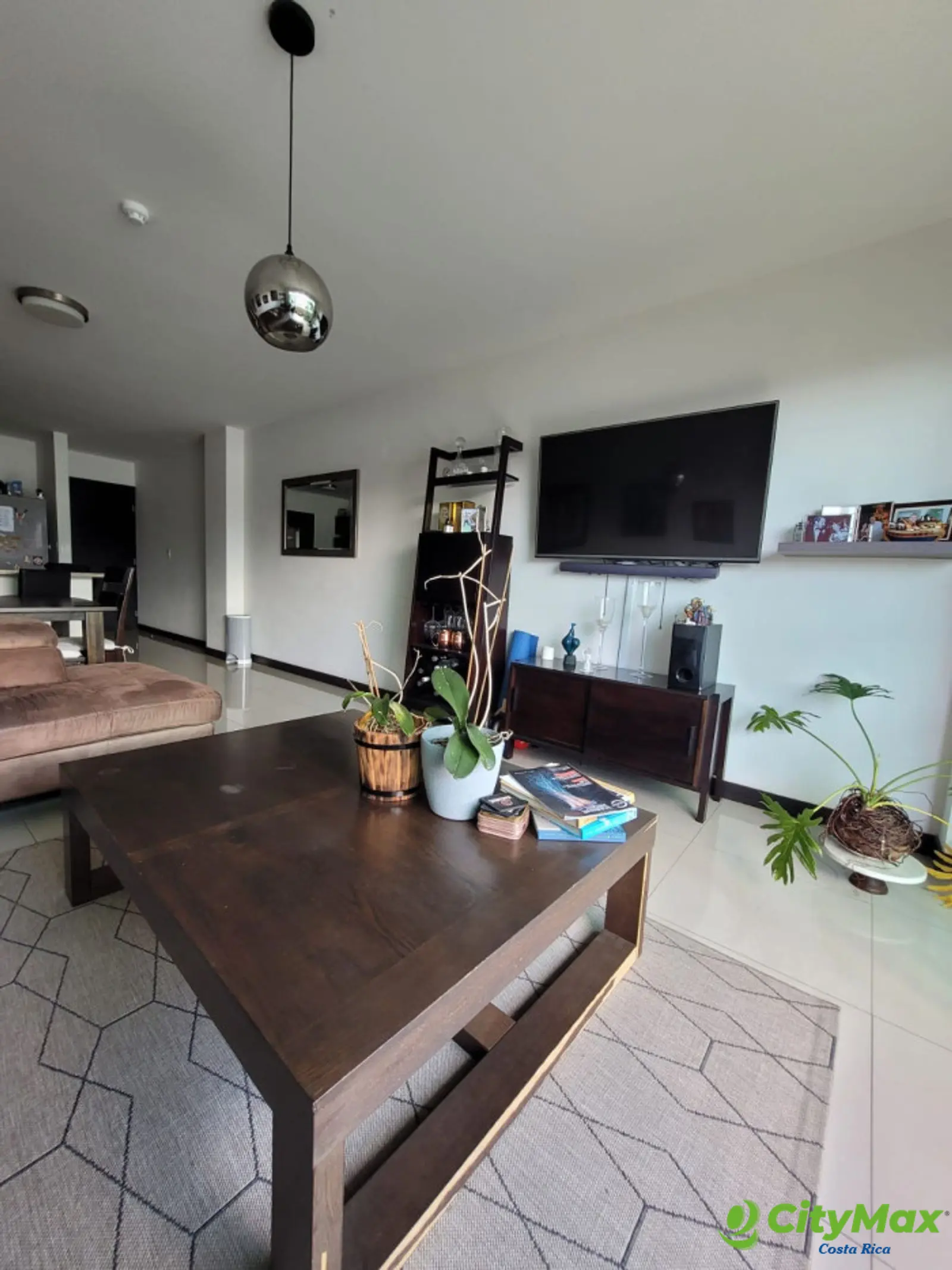 Apartamento en Venta en Torre en Granadilla Curridabat - foto 2
