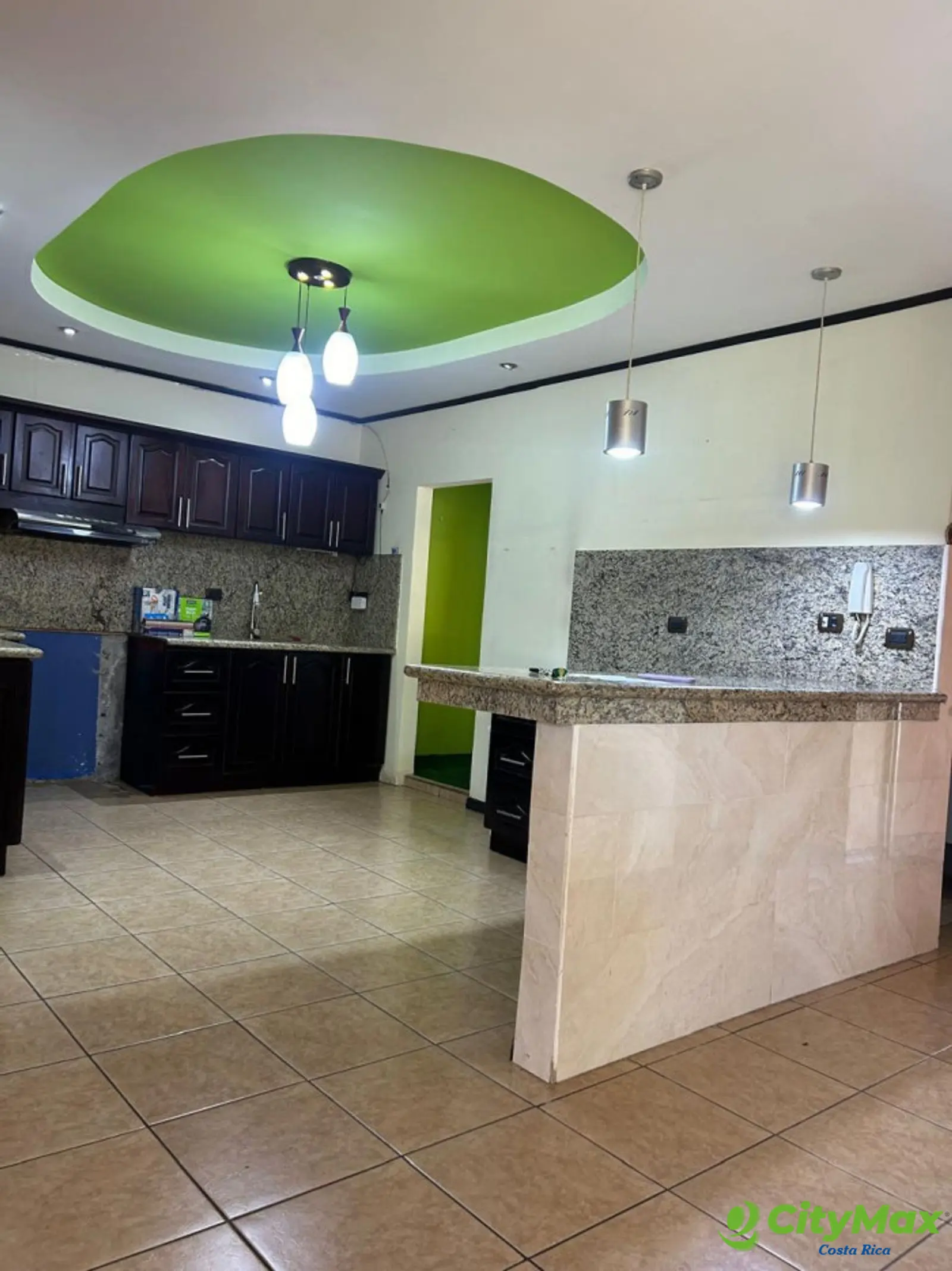 Venta de hermosa casa en Heredia Mercedes Norte  - foto 9