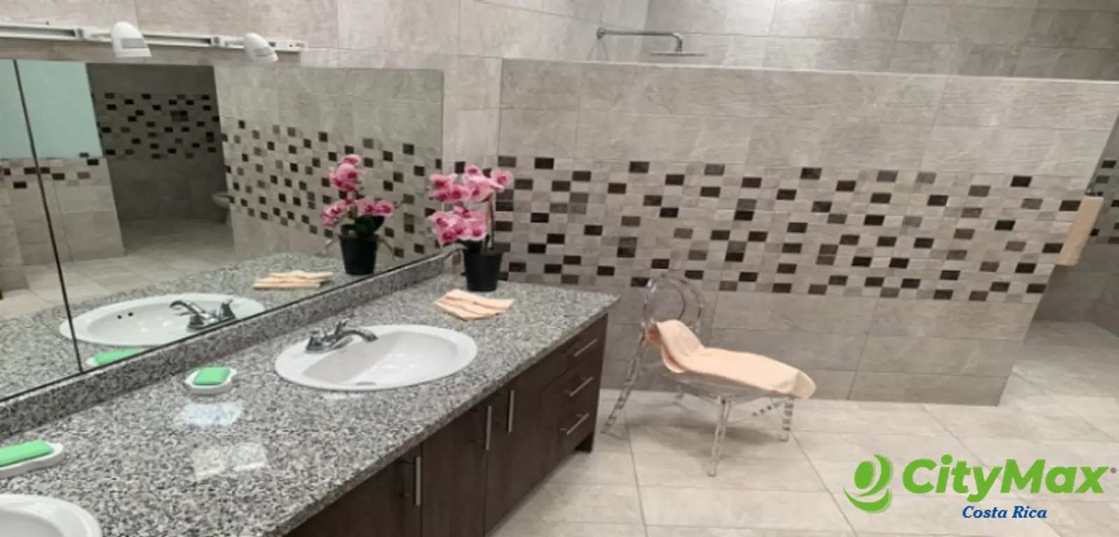 Hermosa Casa en Alquiler en residencial en Escazú SJ - foto 14