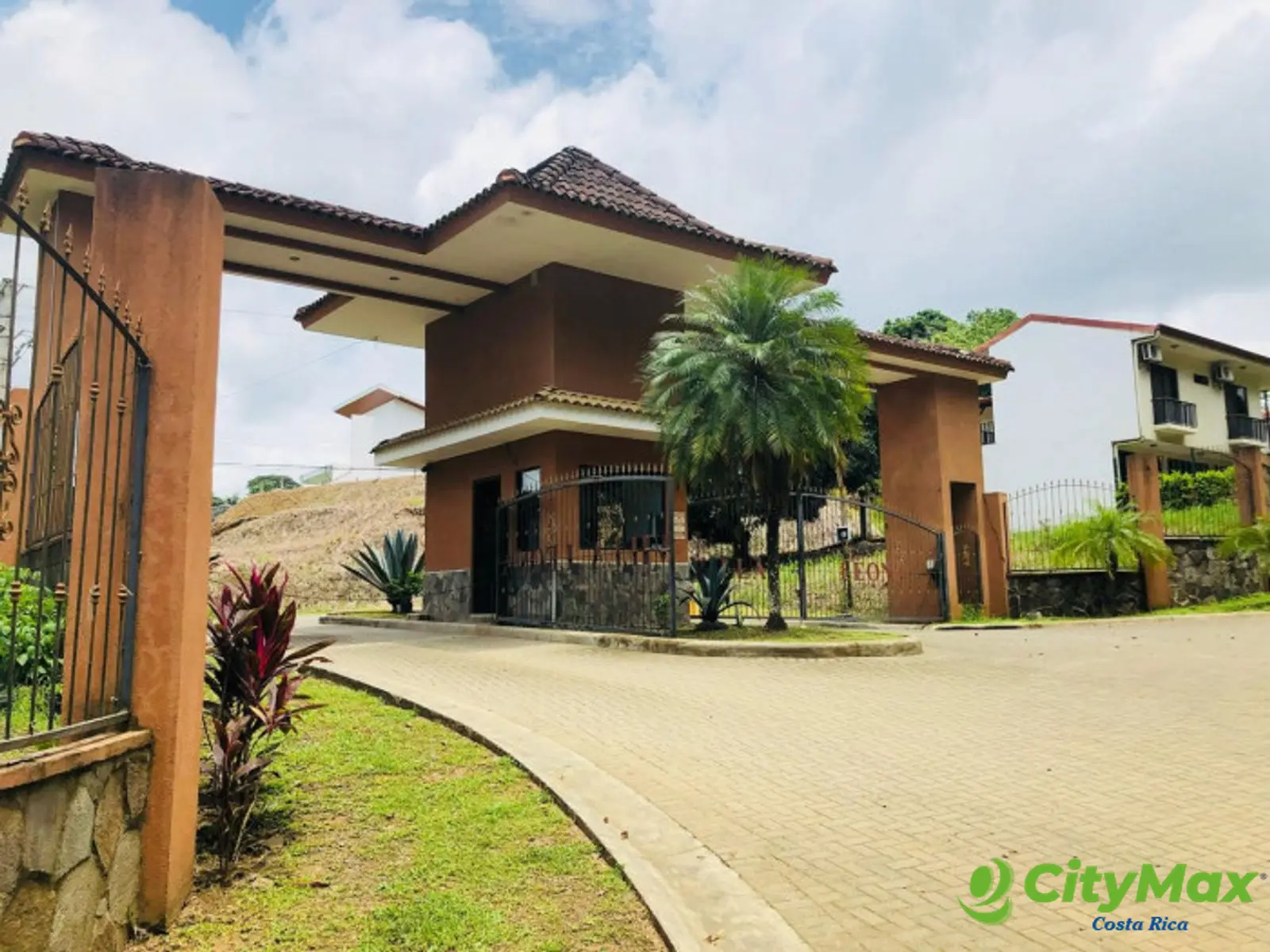 Venta de Lote muy cerca de Punta Leona, en Puntarenas.  - foto 2