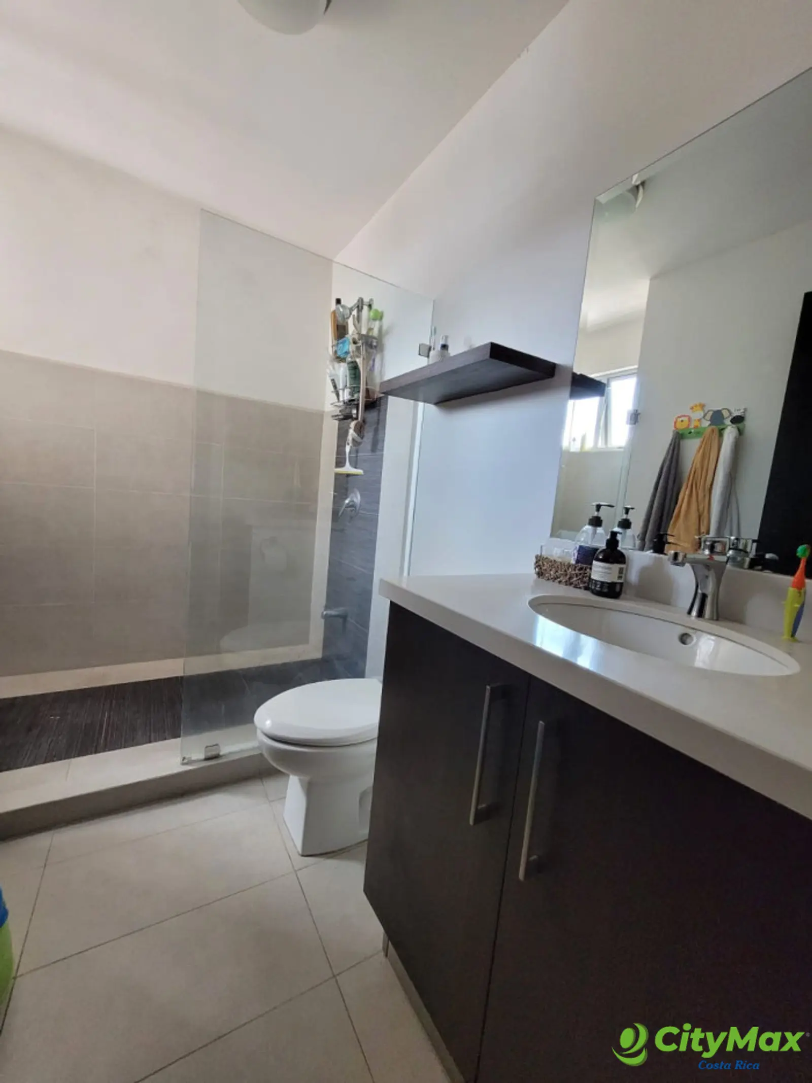 Apartamento en Venta en Torre en Granadilla Curridabat - foto 8