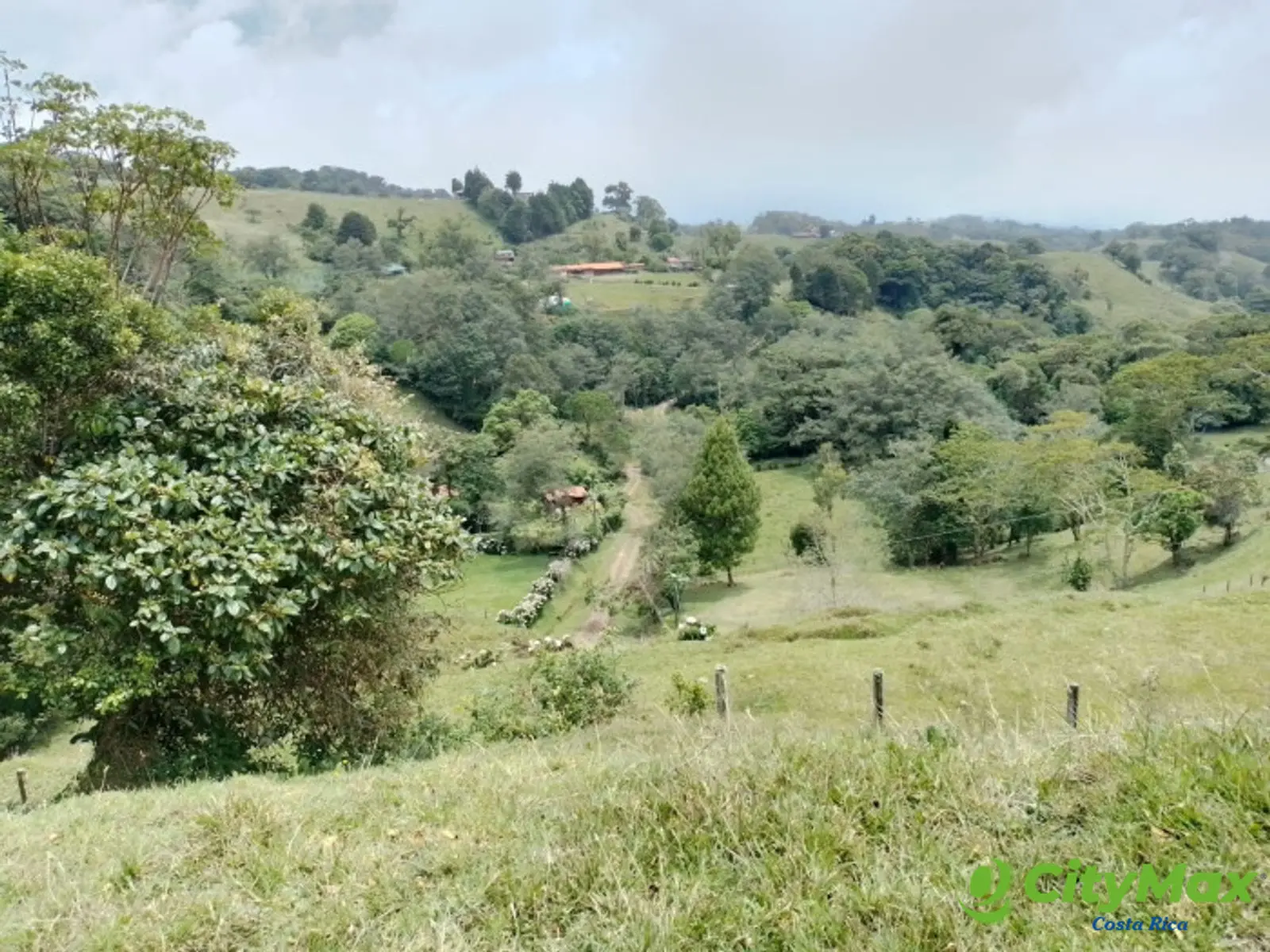 Se vende finca en Varablanca, Heredia - foto 7