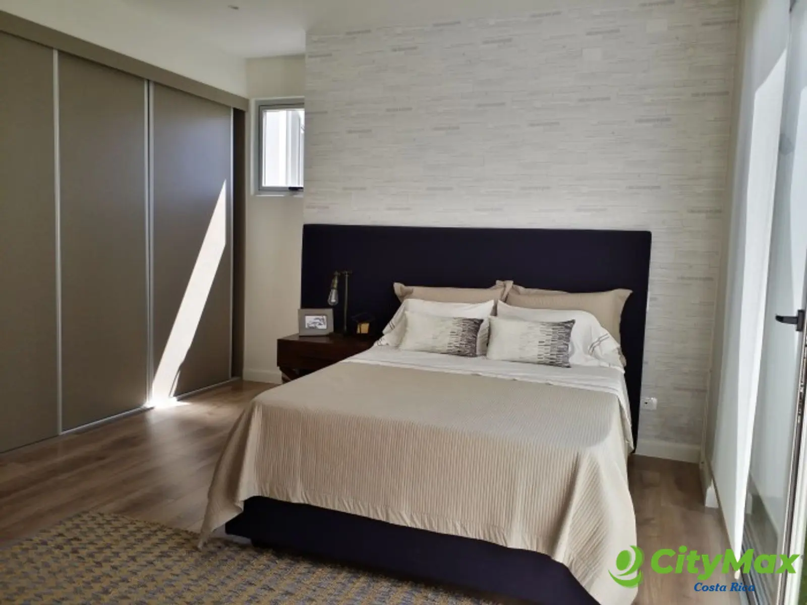 En Venta Espectacular Apartamento en Guachipelín Escazú - foto 7