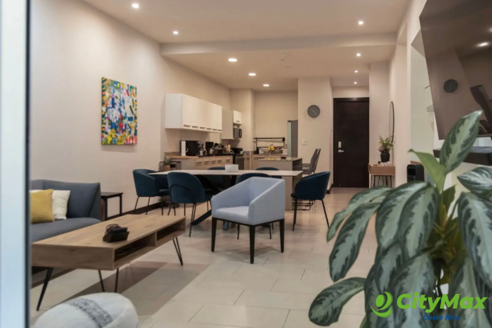 Apartamento en Venta en Escazú para Residencia o renta - foto 4