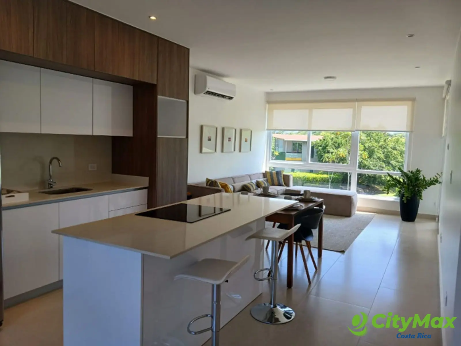 Apartamento en venta en Jacó en condominio Exclusivo - foto 2