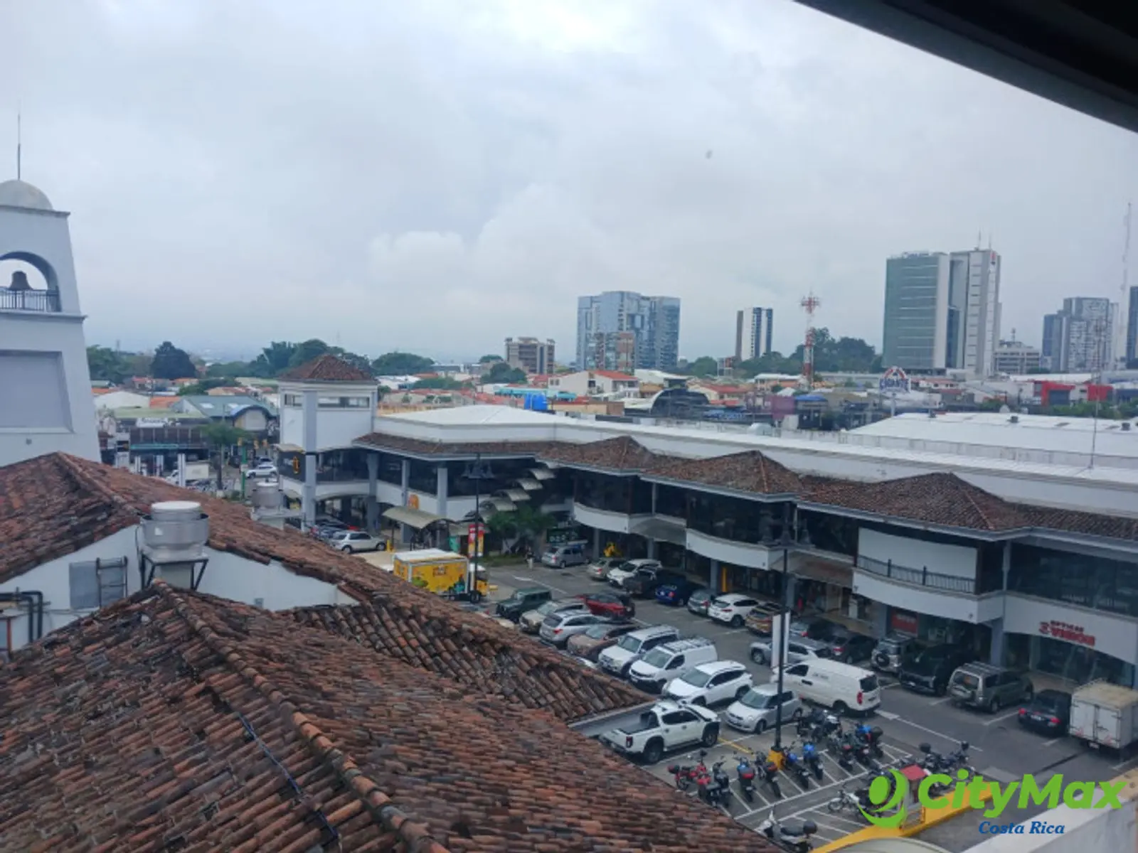 Oficina Comercial en Alquiler en Centro Comercial Pavas - foto 3