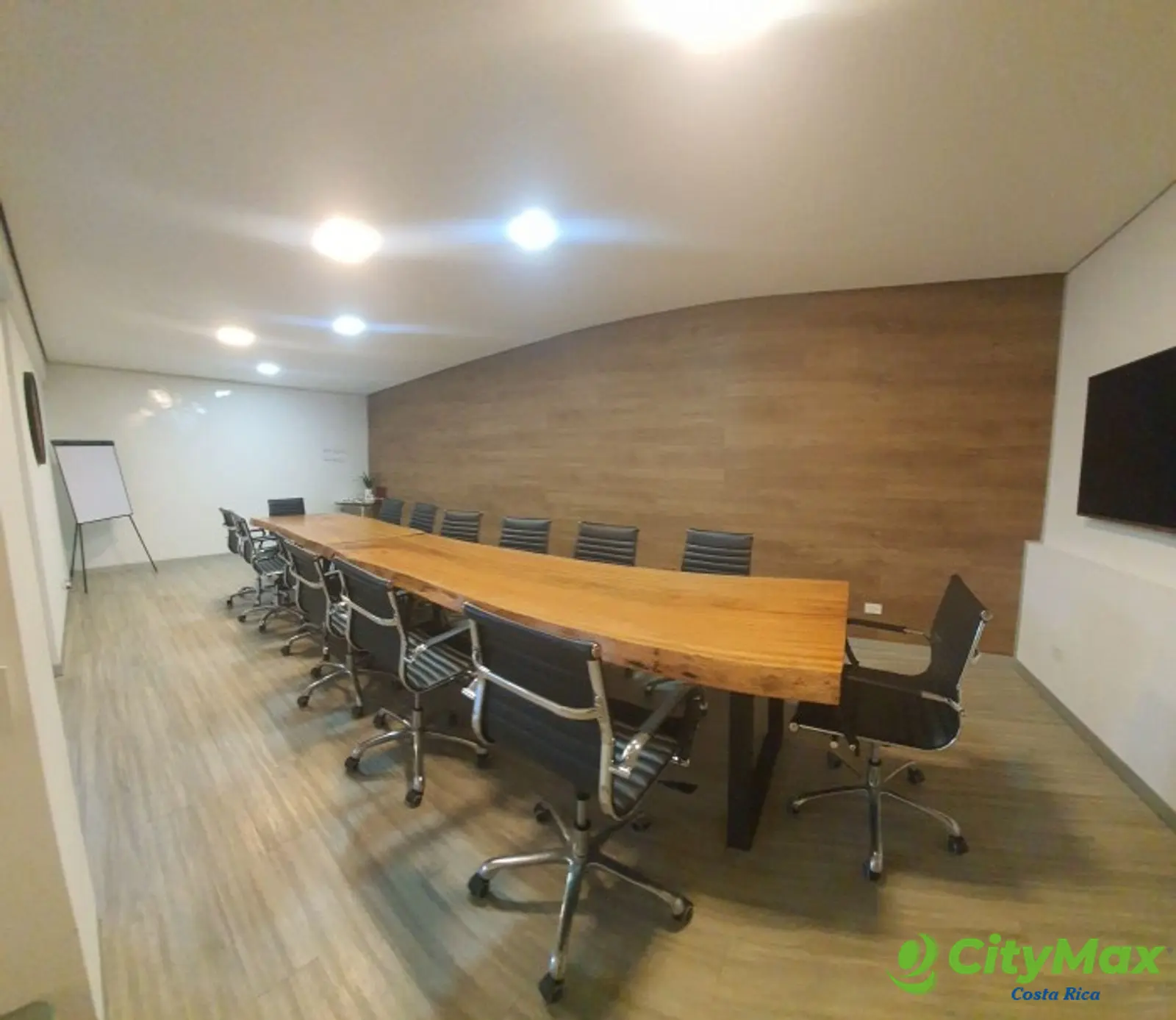En alquiler oficina todo incluido en Santa Ana centro  - foto 4